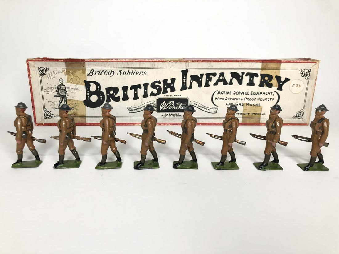 Britains Set #258 British Infantry Gas Masks (1 of 1)