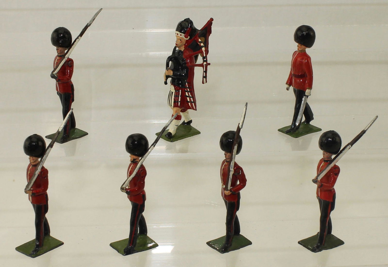 Britains Set #75 Scots Guards Marching (1 of 2)