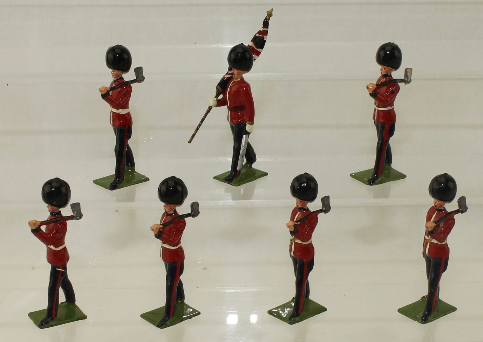 Britains Set #82 Scots Guards and Pioneers (1 of 2)