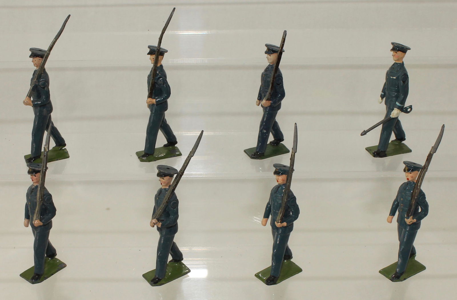 Britains Set #2073 Royal Air Force Marching (1 of 2)