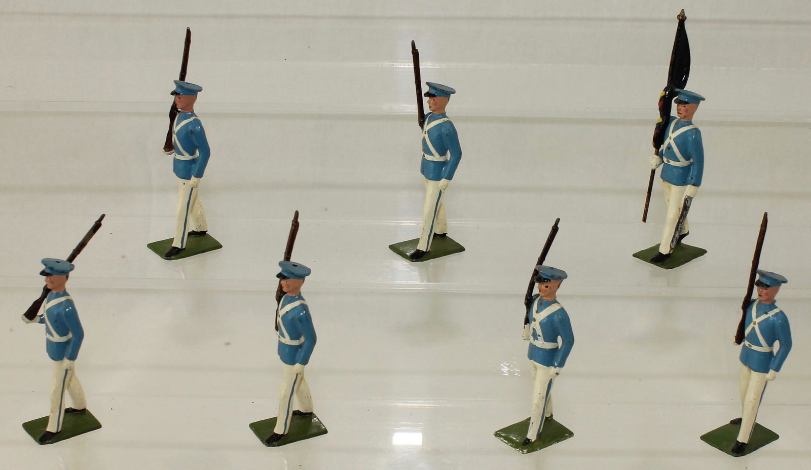 Britains Set #2098 Venezuelan School Cadets: Venezuelan Military School Cadets. Made 1955-59. 7 Pieces. Condition Excellent. No Box.