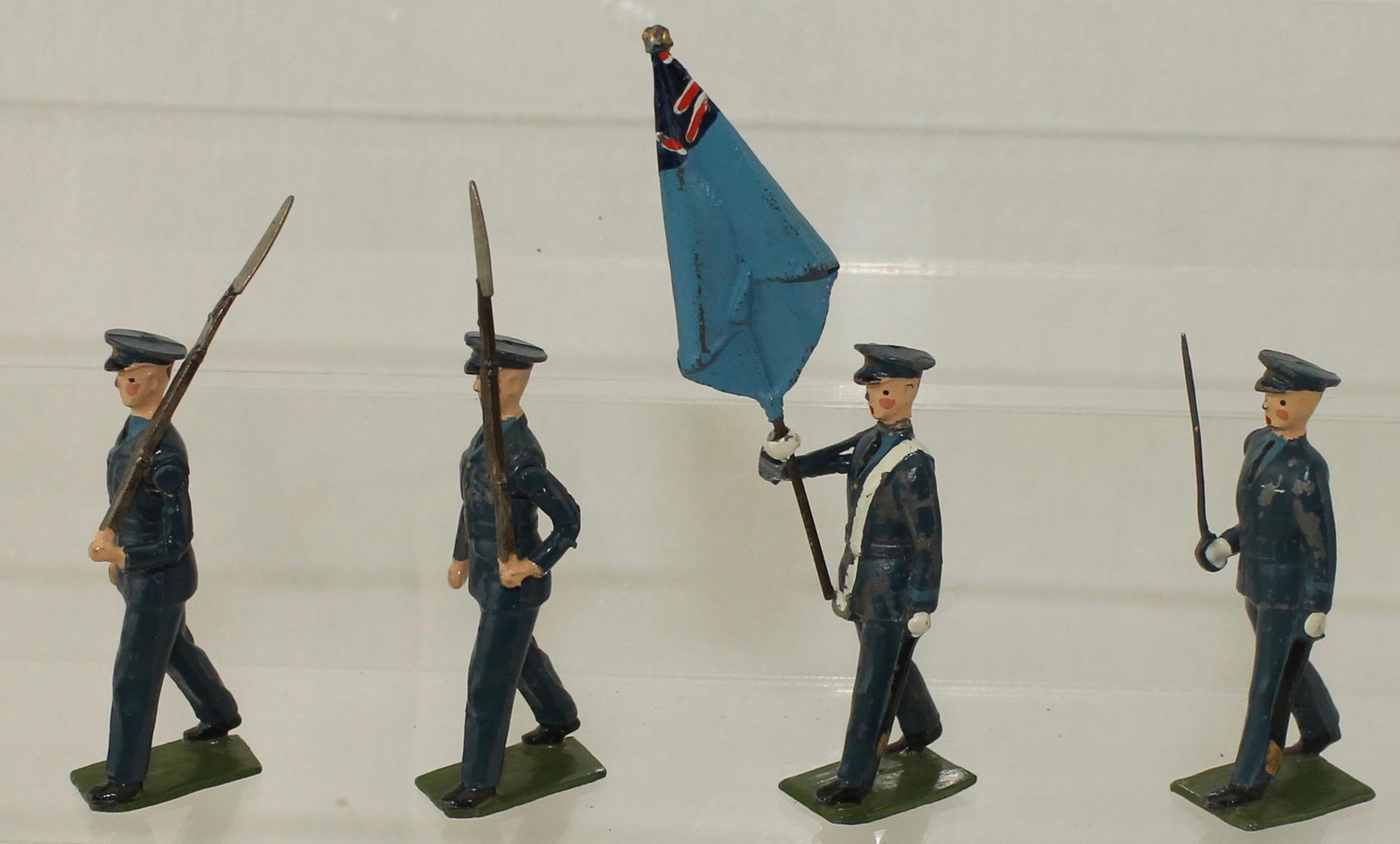 Britains Set #2171 Royal Air Force Color Party (1 of 2)