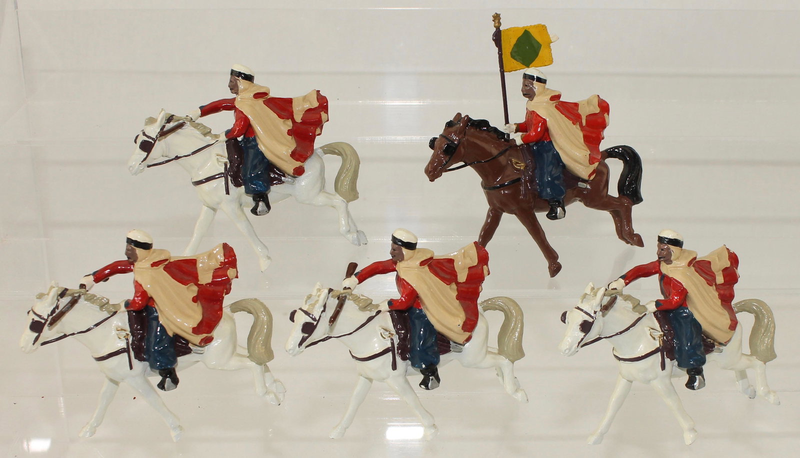 Britains Set #2172 Spahis Algerians Mounted: Spahis Algerians Mounted. Made 1958-60. 5 Pieces. Condition Very Good. Flagman Loose , Some Rifle Butts Bent. Flag arm loose. No Box.