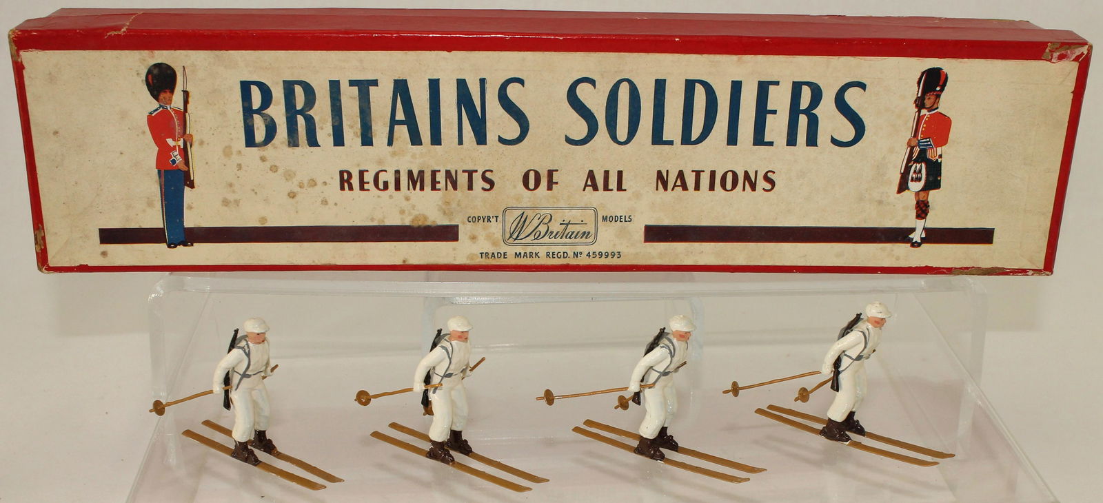 Britains Set #2017 Ski Troops (1 of 3)