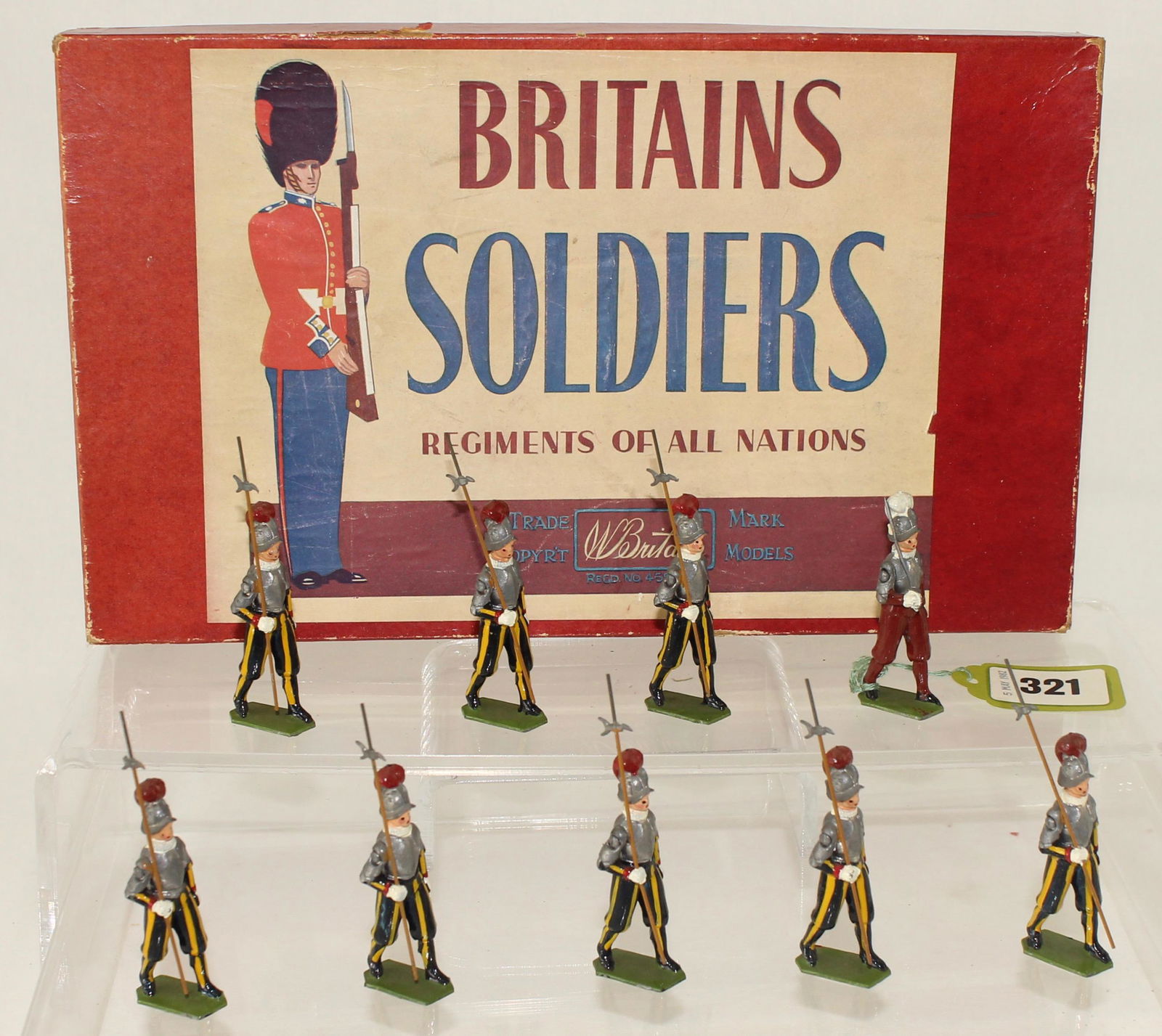 Britains Set #2033 Royal Swiss Guards (1 of 3)