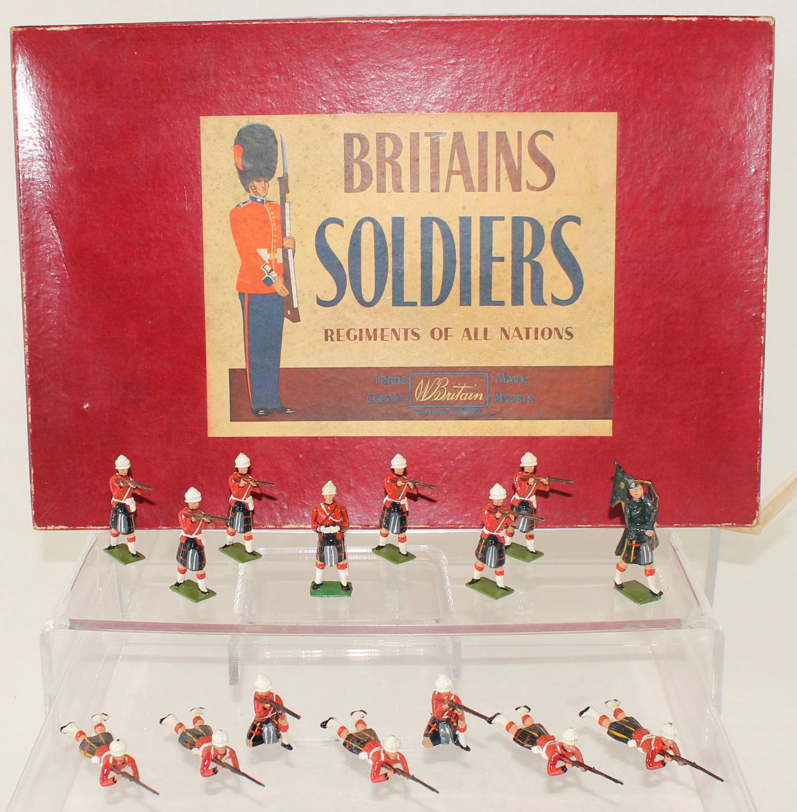 Britains Set #2025 Cameron Highlanders Firing (1 of 3)