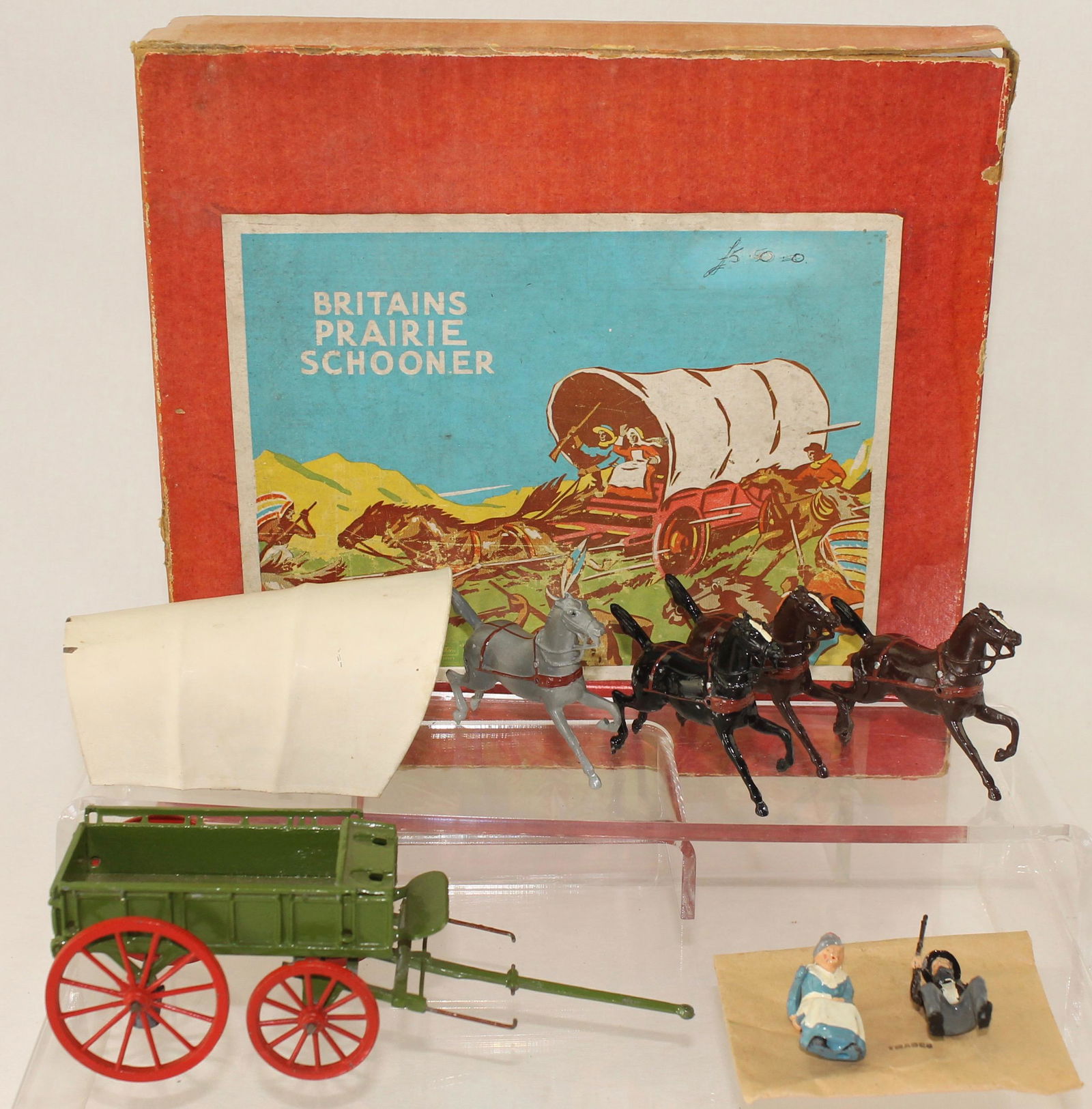 Britains Set #2034 Covered Wagon (1 of 3)