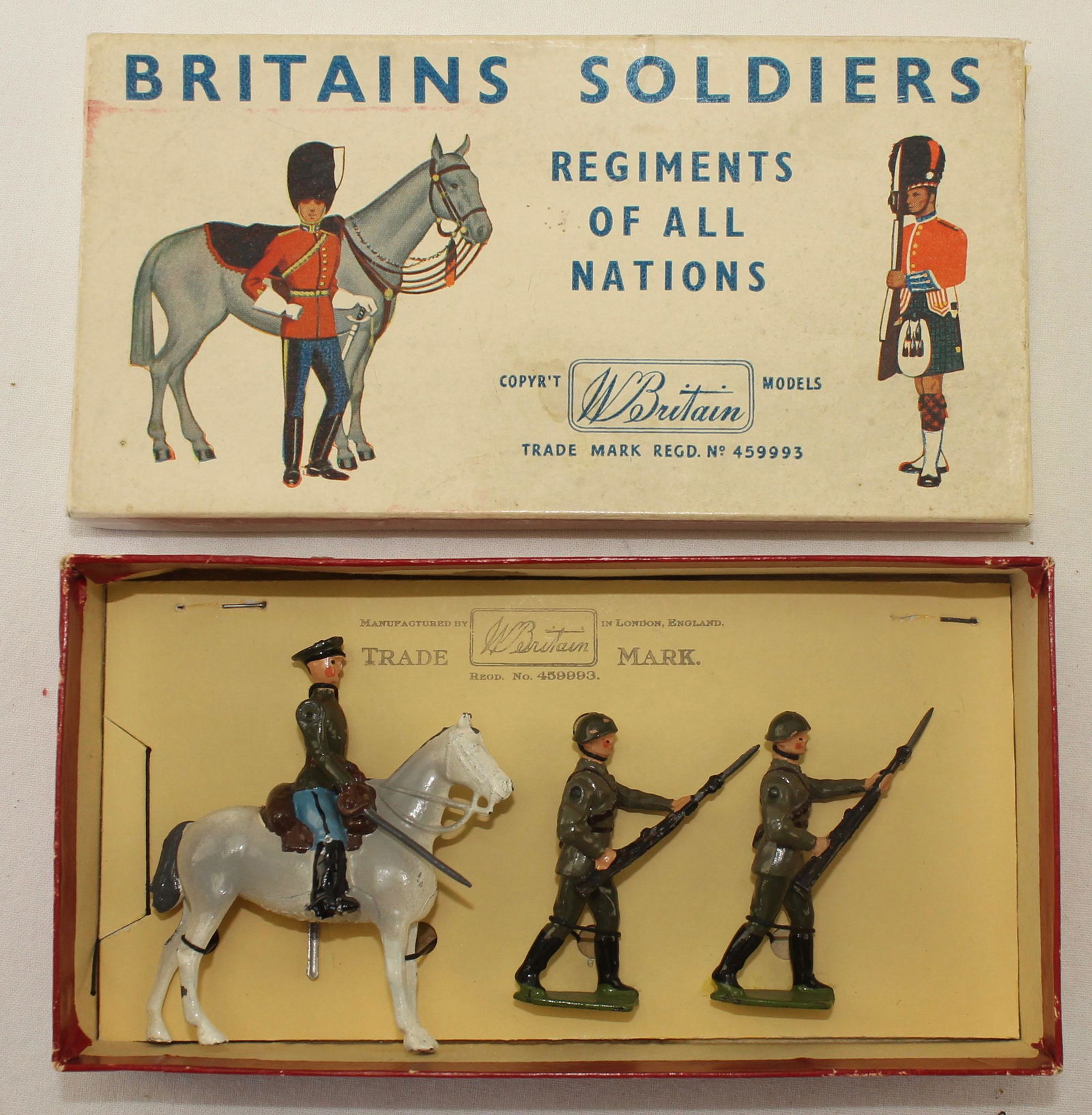 Britains Set #2144 Half Set Russian Infantry (1 of 1)