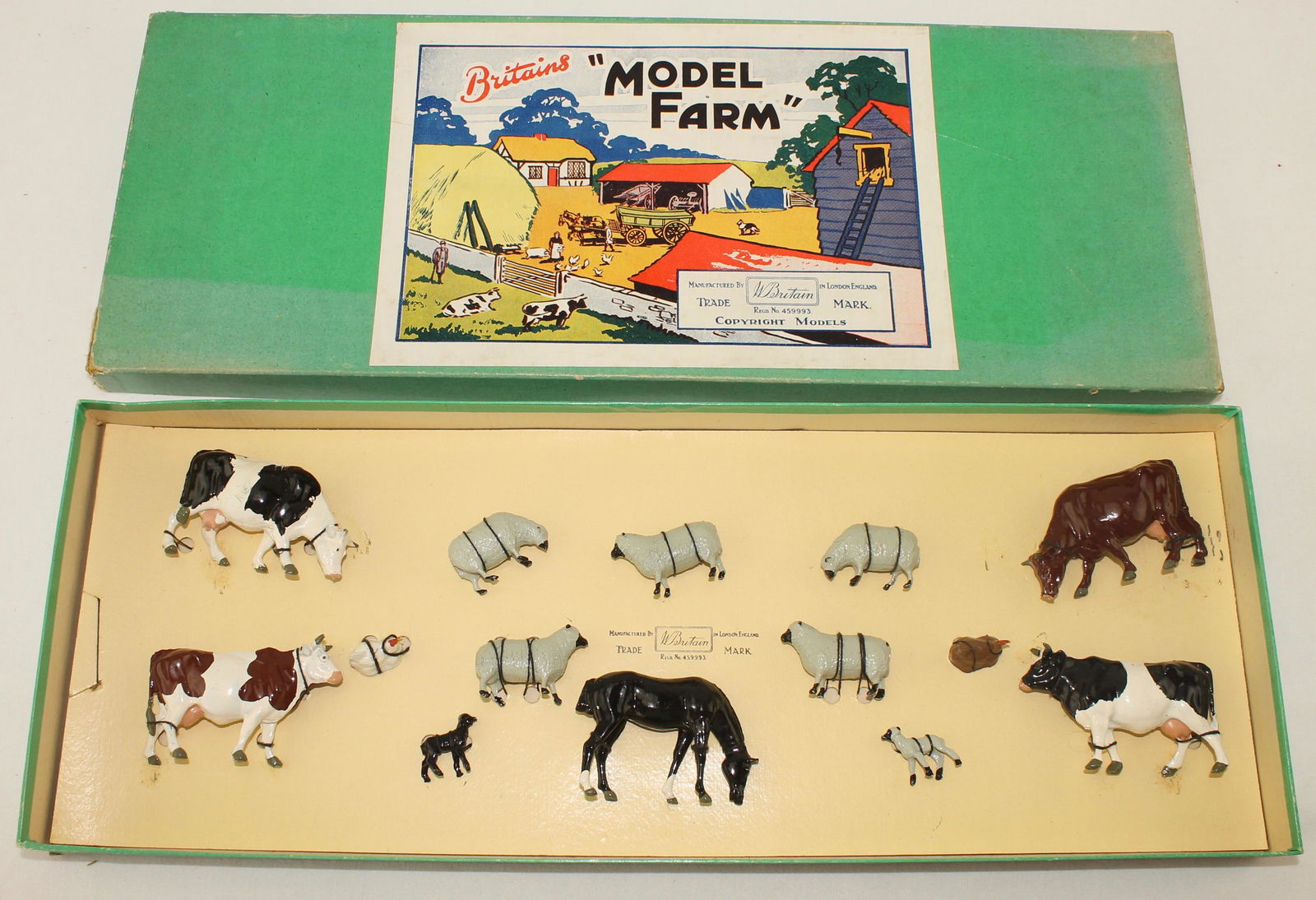 Britains Set #120-F Farmyard Display (1 of 1)