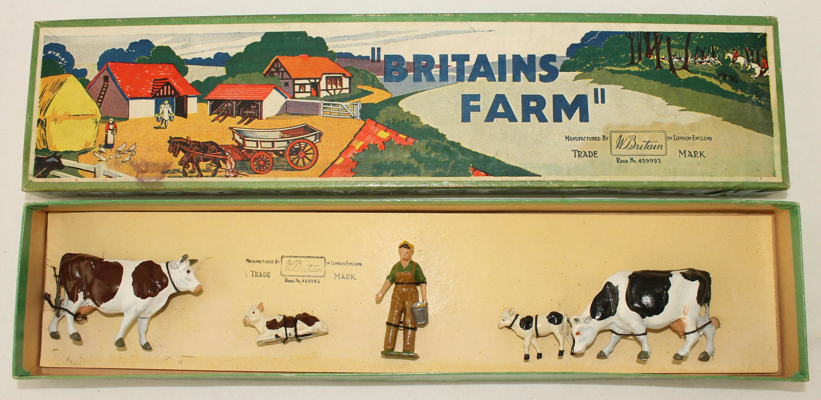 Britains Set #147-F Farmyard Display (1 of 1)