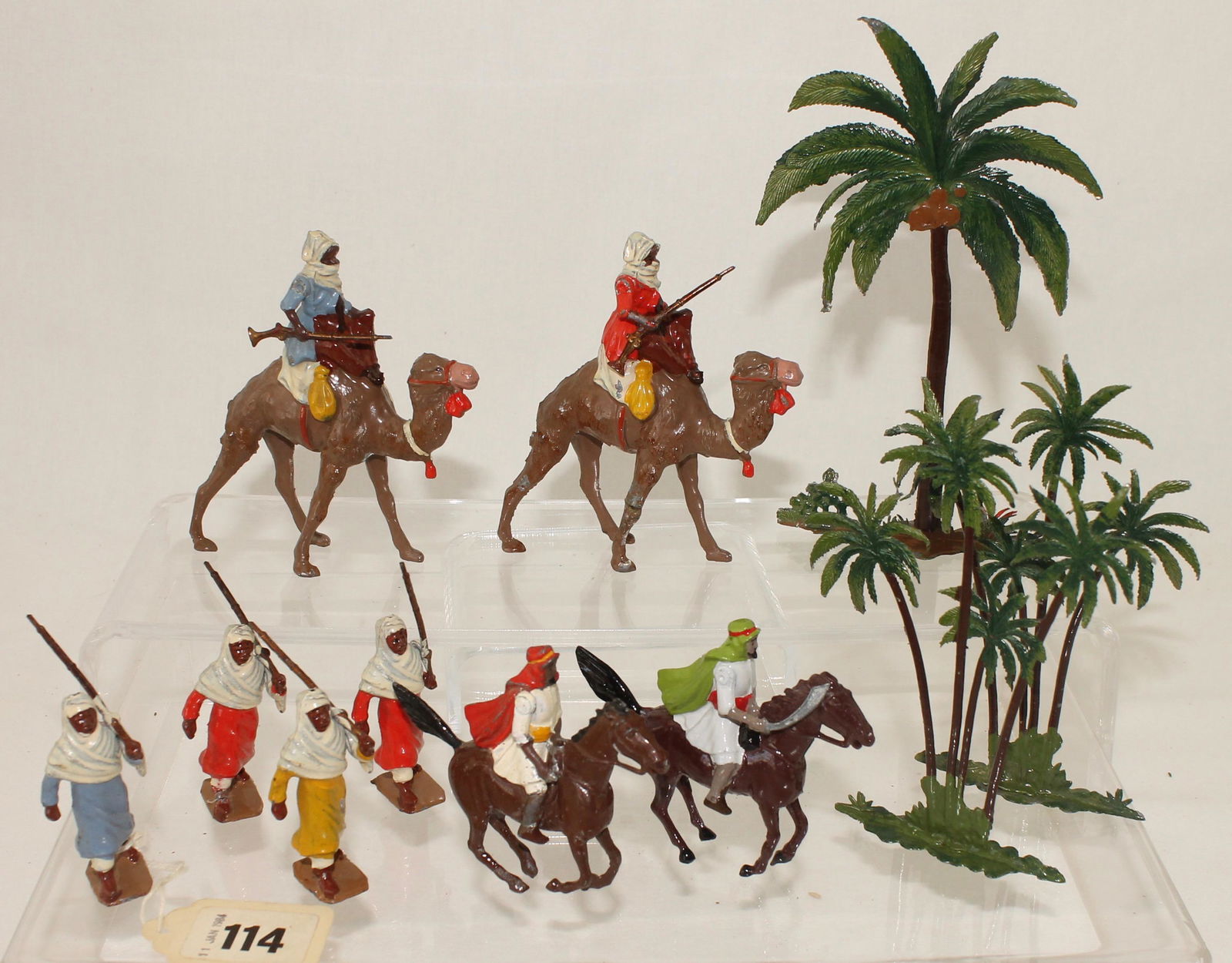 Britains Set #224 Arabs of the Desert (1 of 5)