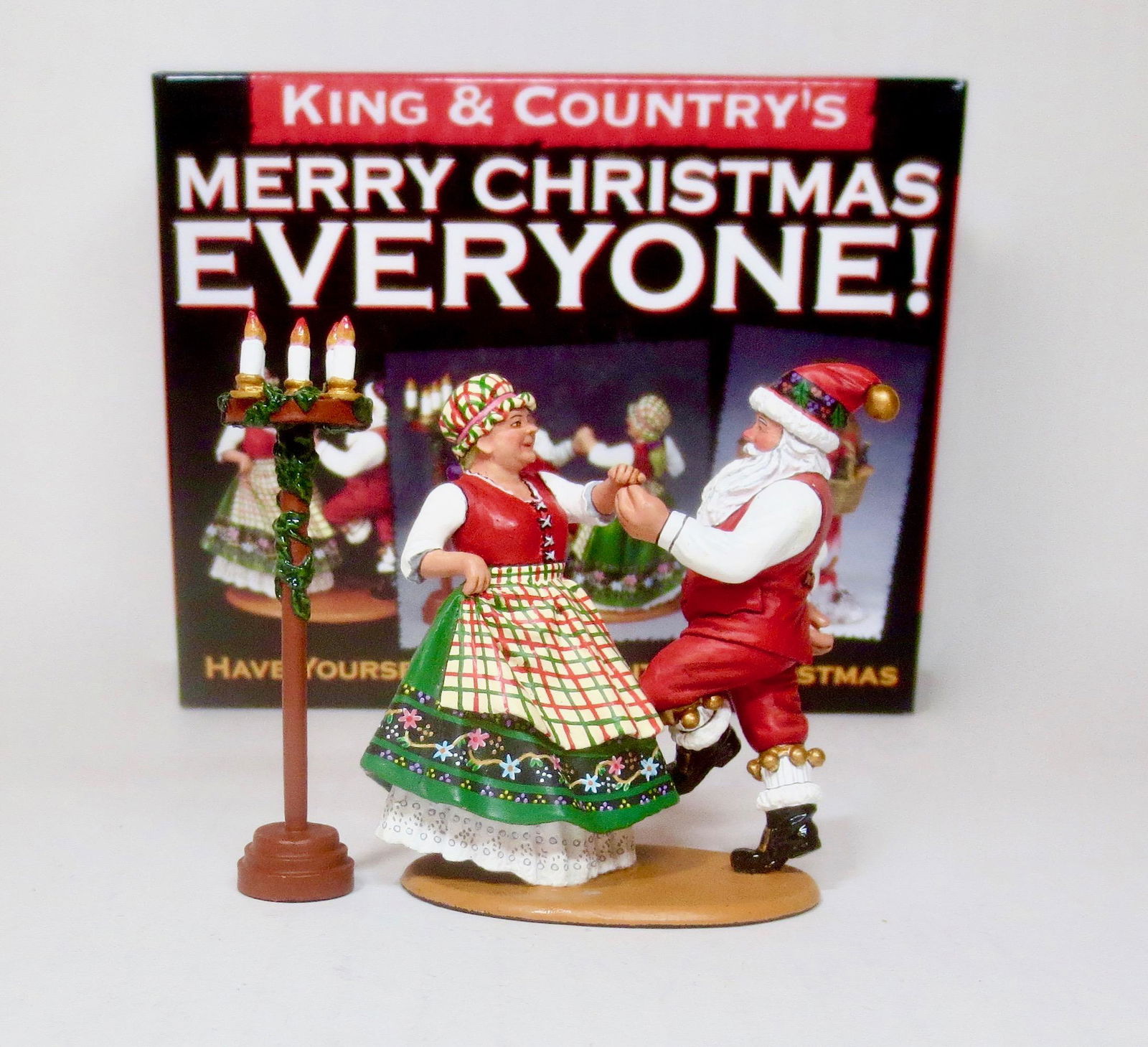 King & Country #XM009-02 Merry Christmas Set (1 of 2)
