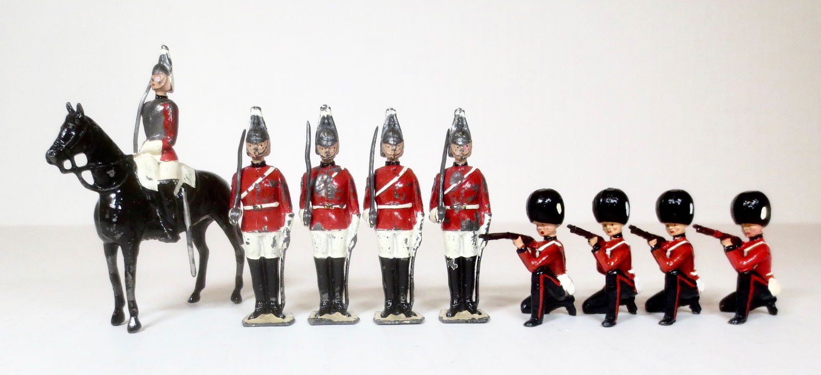 Britains Lifeguards, Sentries and Grenadiers (1 of 1)