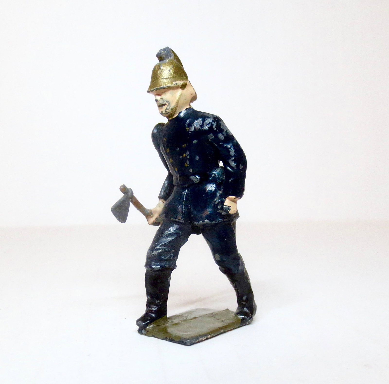 Pixyland/ Kew 65mm Fireman: Large scale Fireman with Axe. 65mm. 1 piece. Very good condition.