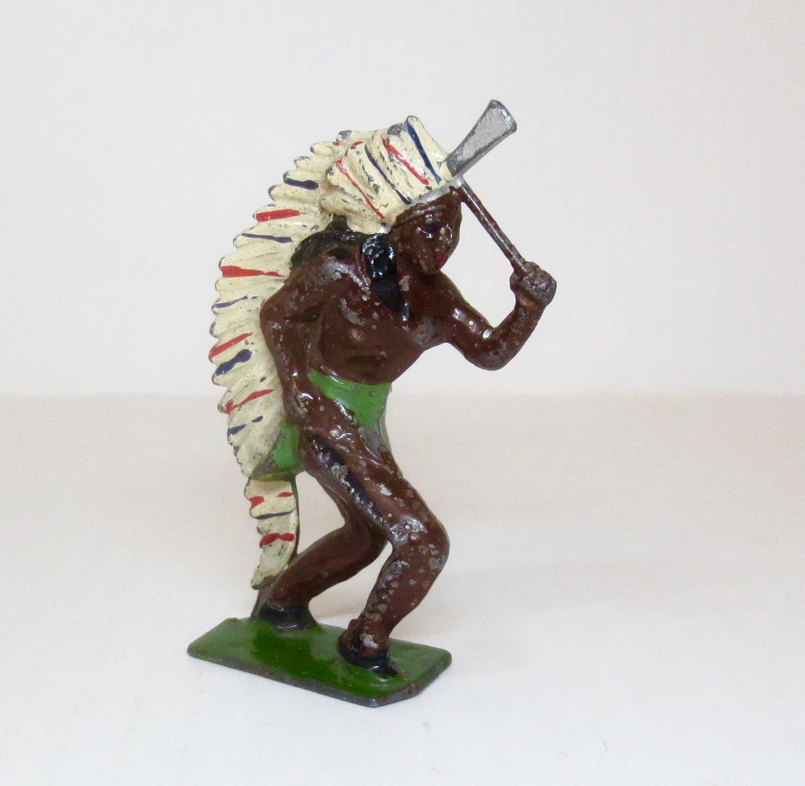 Johillco RARE Large Scale Indian Chief (1 of 1)