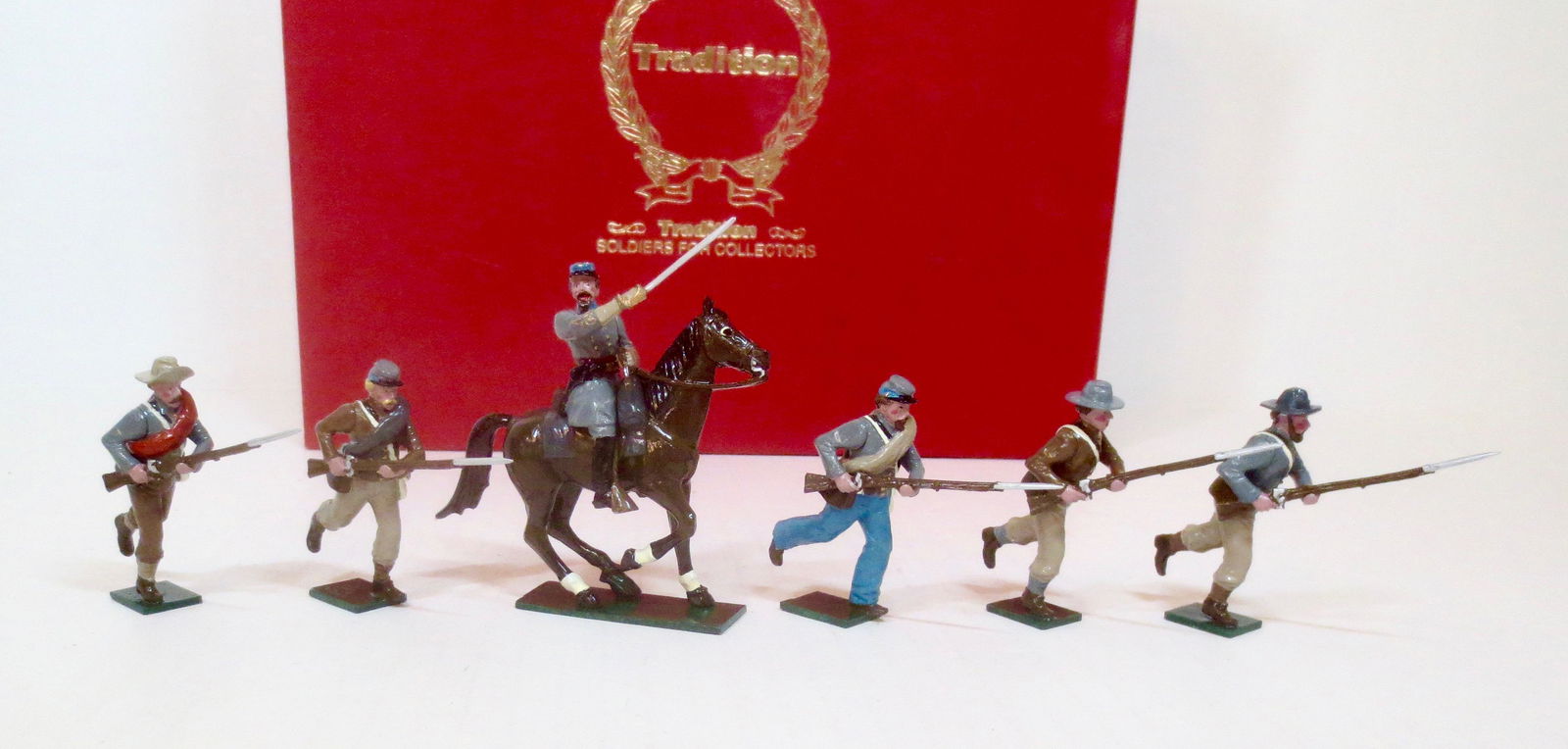 Tradition #902 Confederate Infantry (1 of 1)