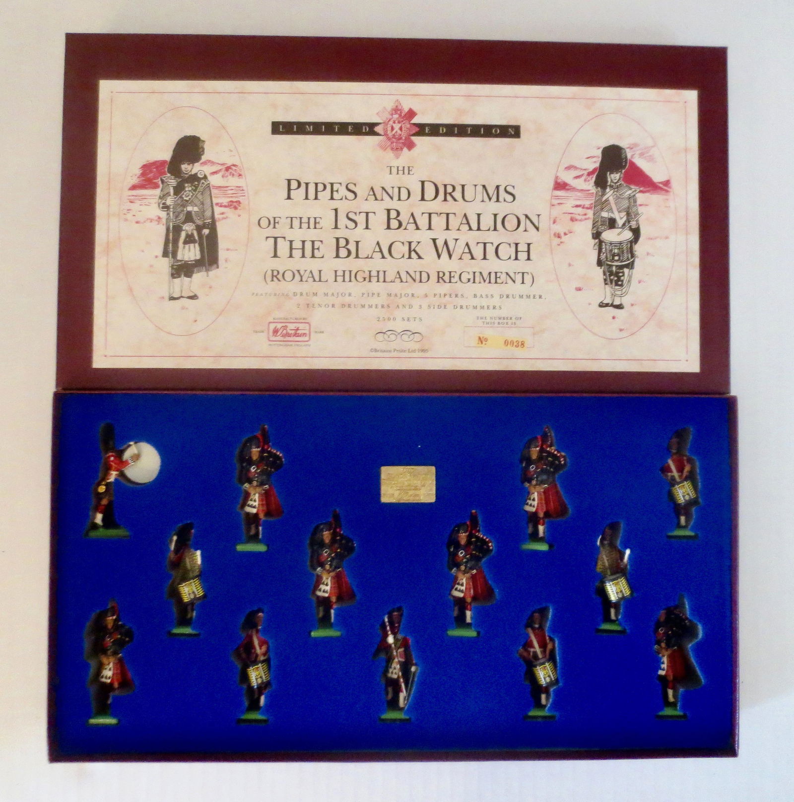 Britains #5196 Black Watch Pipes & Drums (1 of 1)