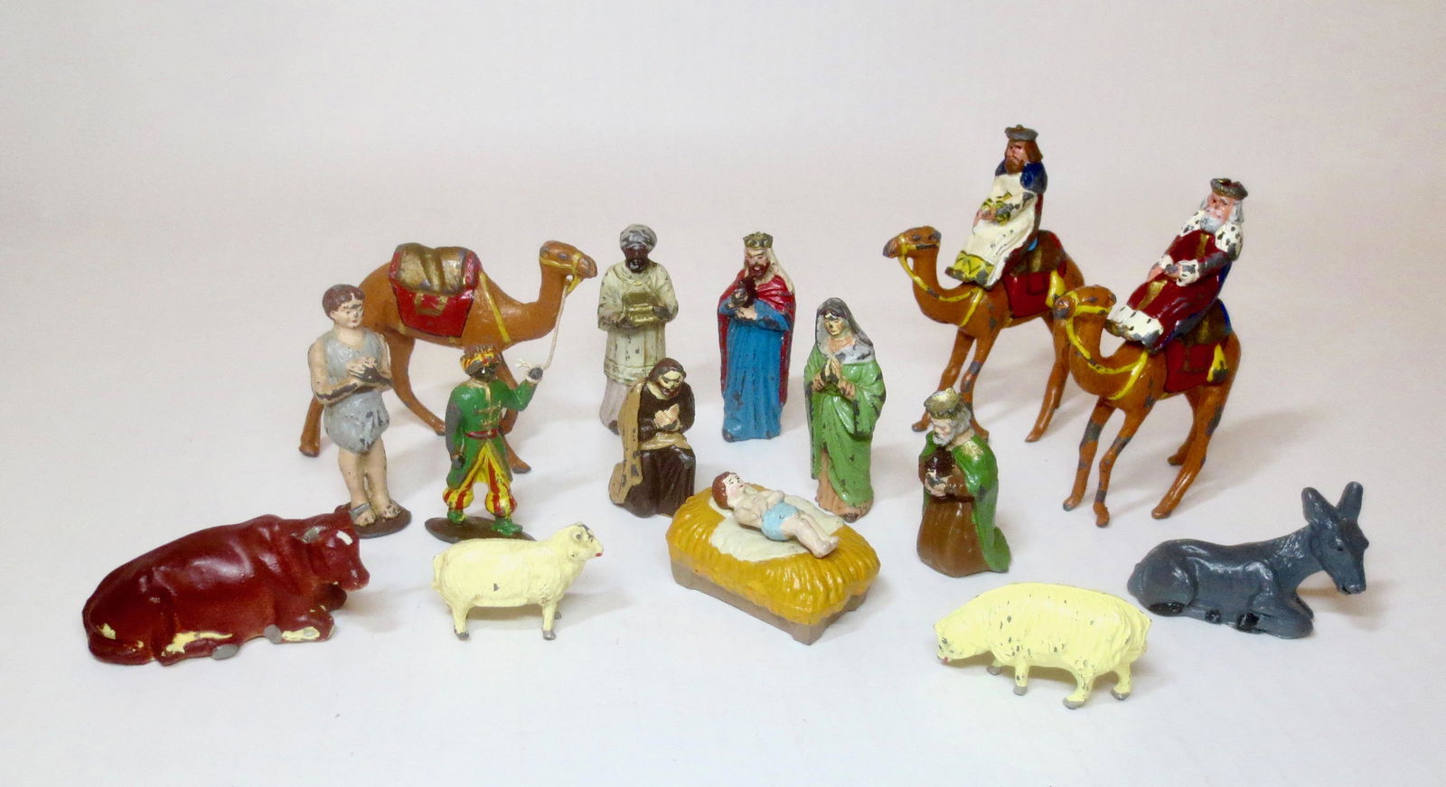 Argentine Nativity Set with Additional Figures (1 of 1)