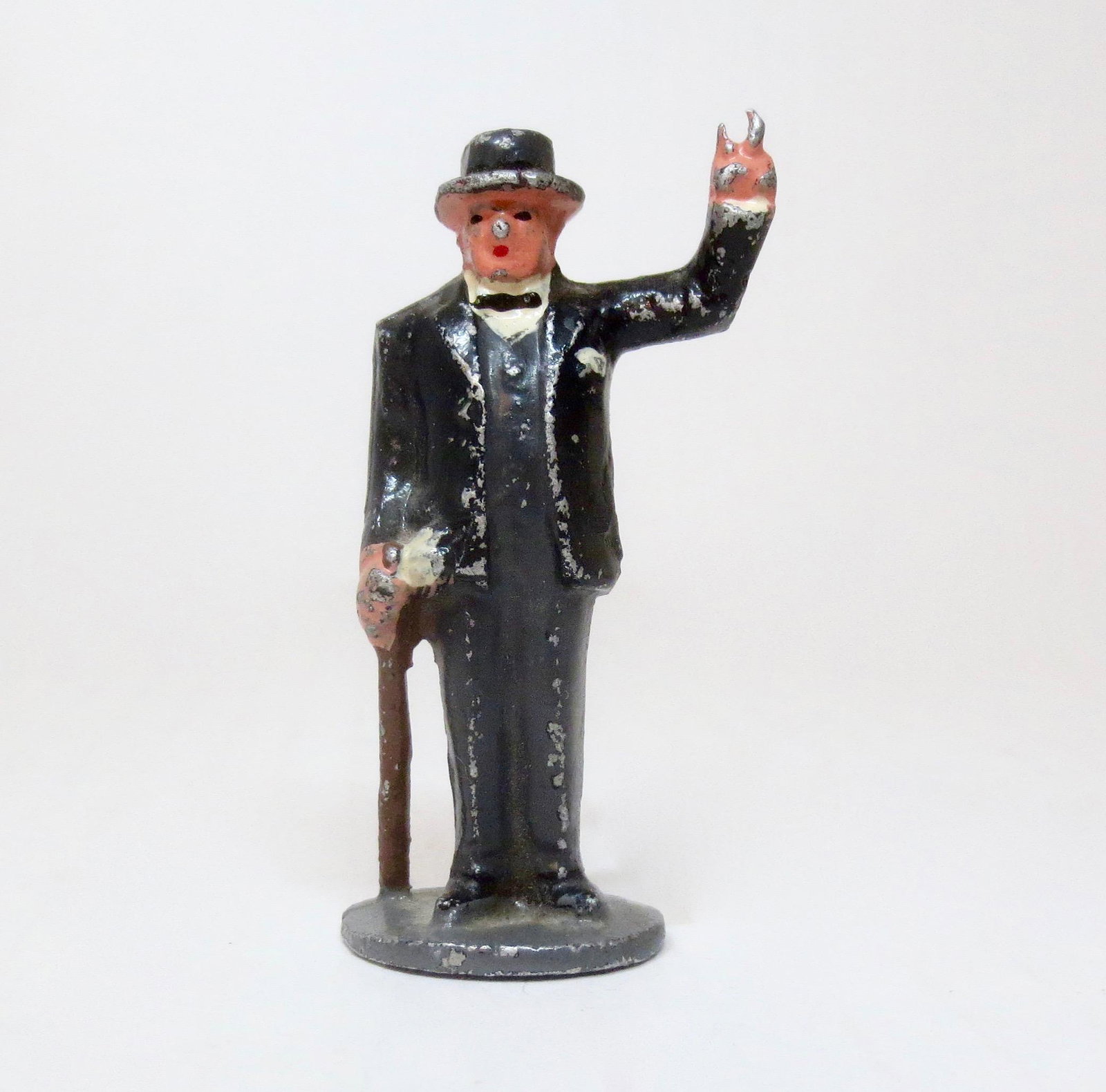 Wendal Winston Churchill Making Victory Sign: Unusual Aluminum figure of Winston "The Bull Dog" Churchill. 1 piece. Excellent condition.