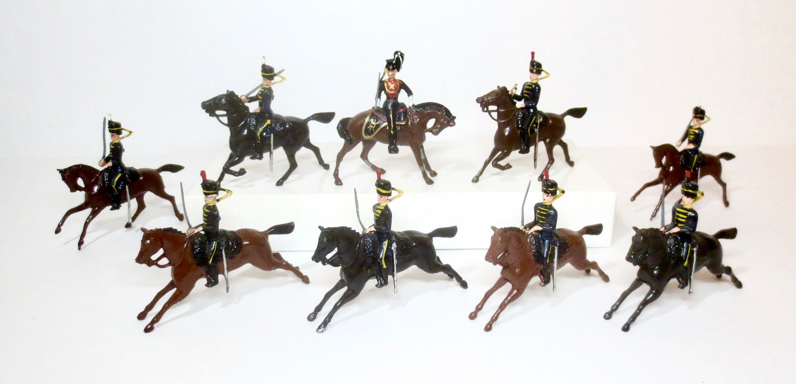 Britains Hussar Assortment with Officer (1 of 1)
