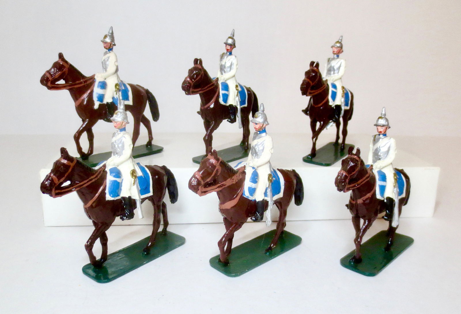 SAE Plastic Mounted Regiment (1 of 1)