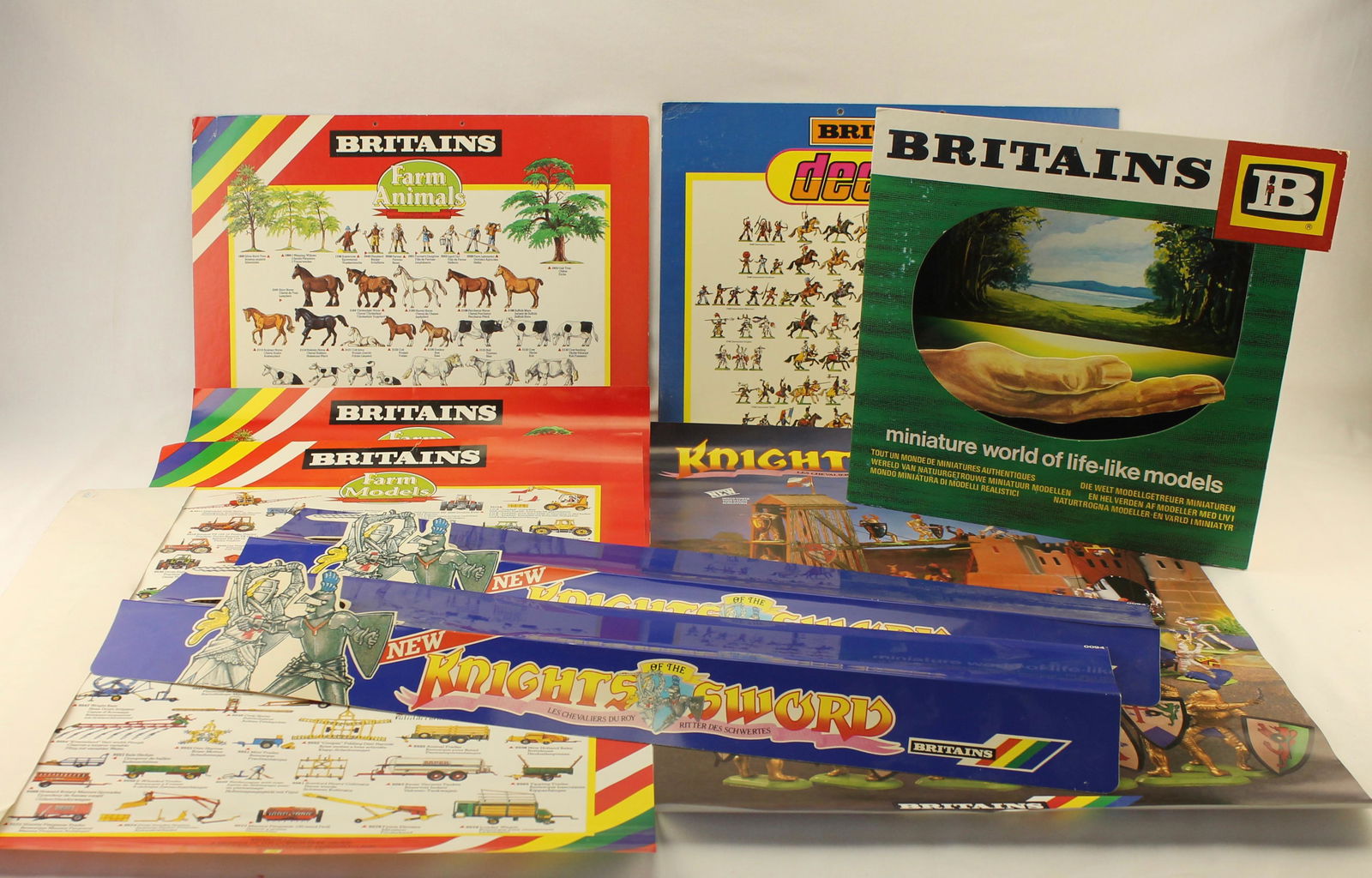 Britains Deetail Lot Posters and Store Displays (1 of 7)