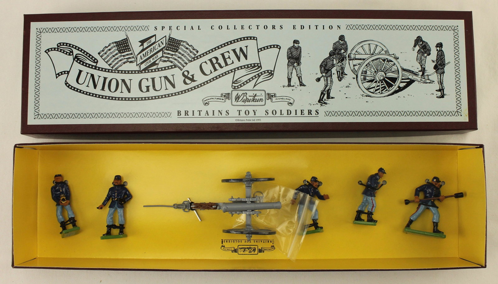Britains ACW Union Gun and Crew: Britains Special Collectors Edition. ACW Union Gun with Crew. Set #8875. 6 Pieces. Condition Mint. Box Excellent with Original Slip Case.