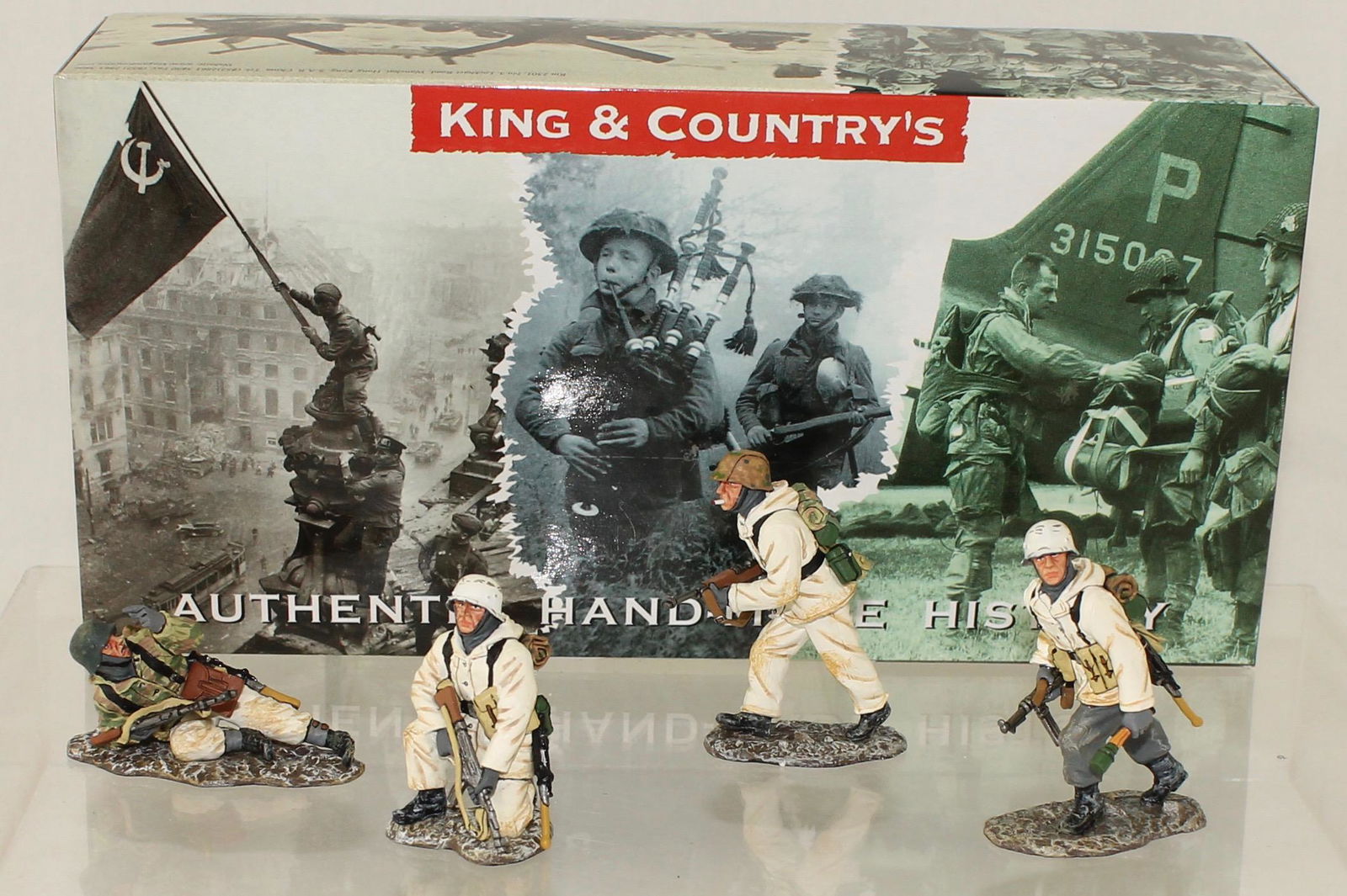 King and Country German Army Advancing (1 of 2)