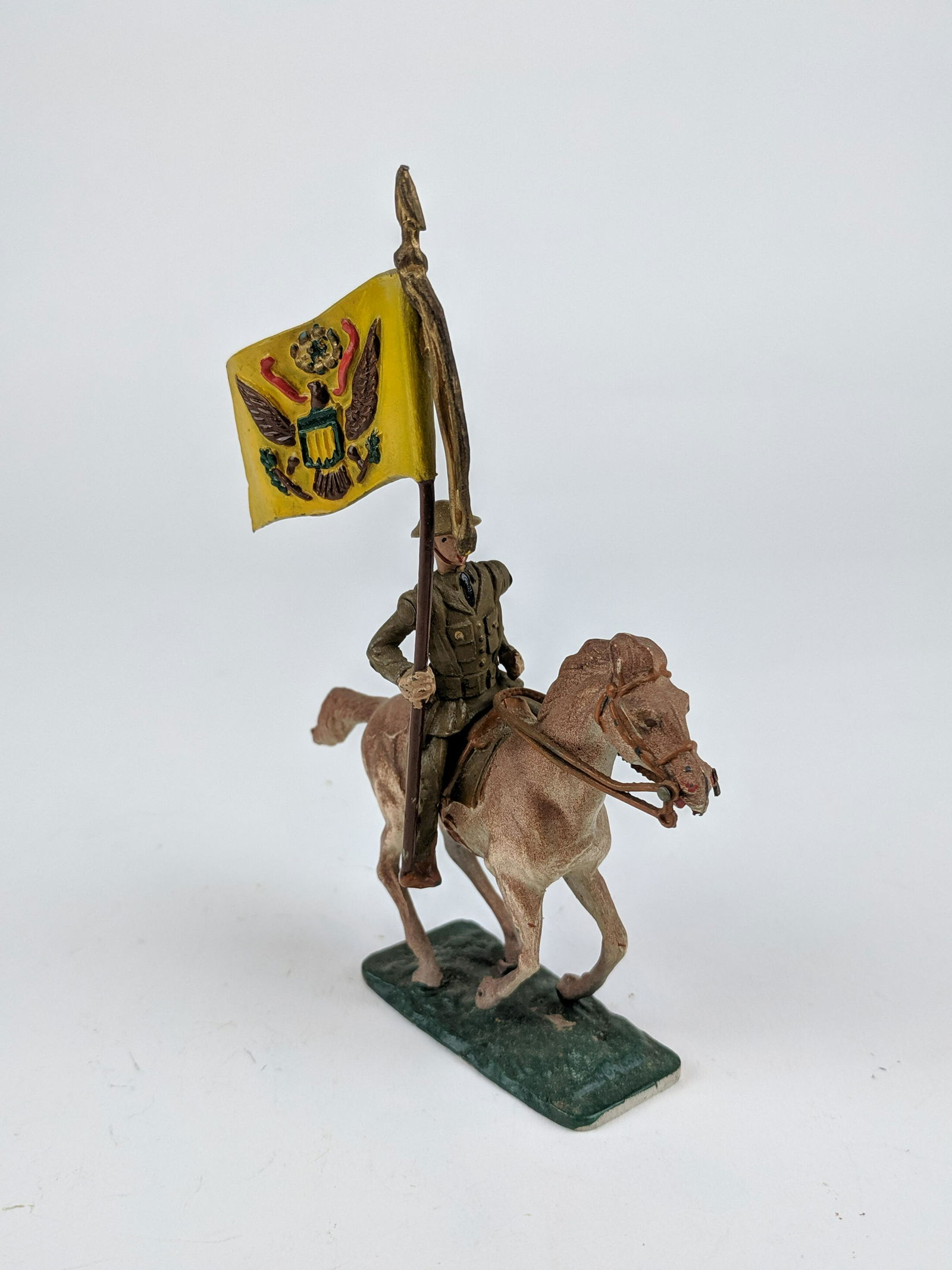 Warren Lines Mounted W/Regimental Flag (1 of 1)