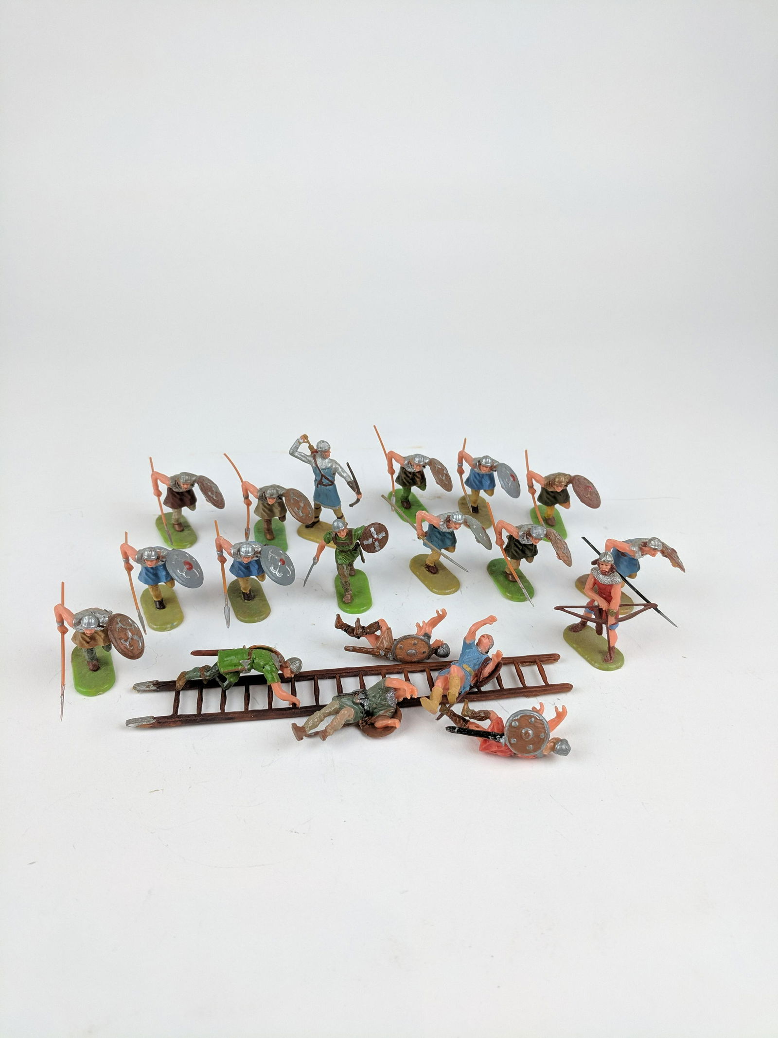 Elastolin Plastic 40mm Normans (1 of 1)