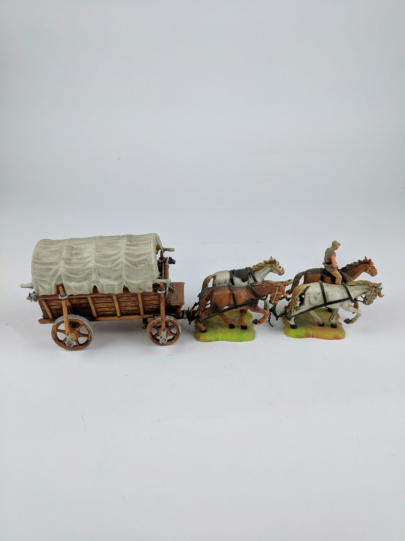 Elastolin Plastic 40mm 4 Horse Wagon (1 of 1)