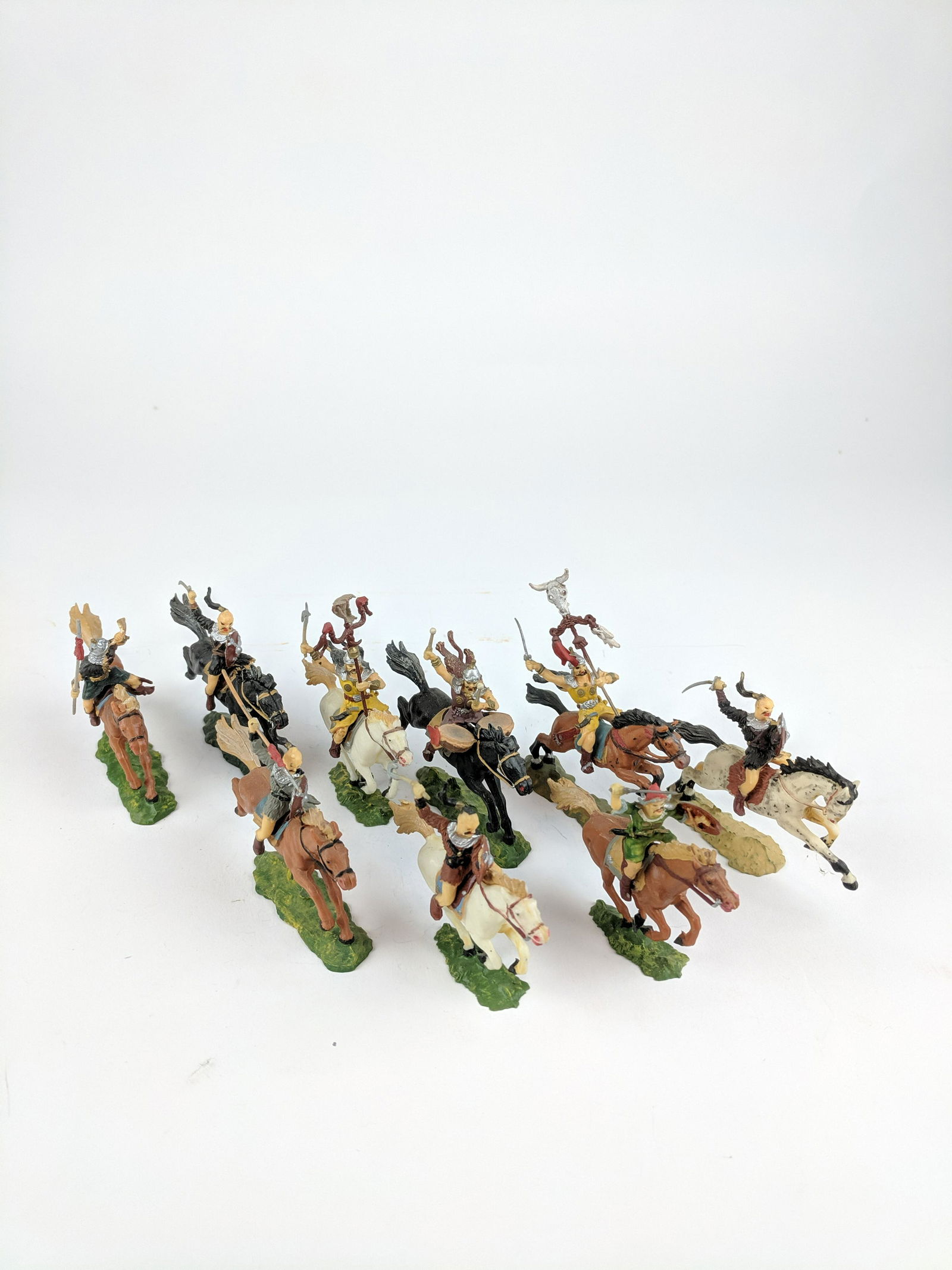 Elastolin Plastic 40mm Mounted Huns (1 of 1)