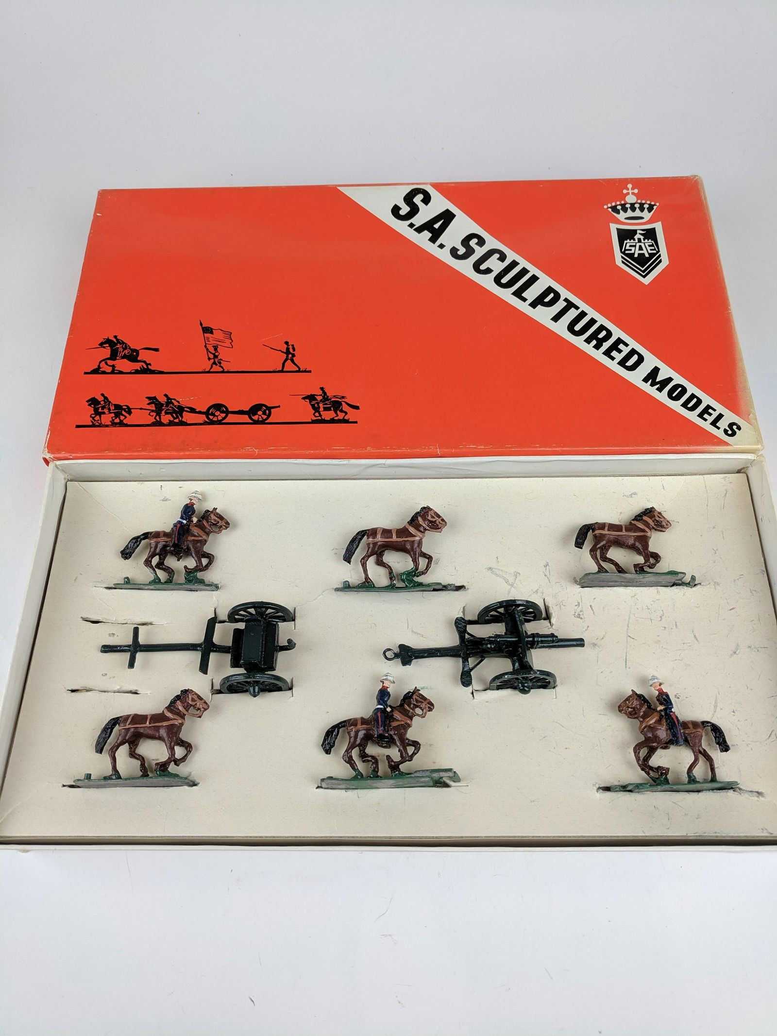 SAE 6472 British Gun Team: 8 Pieces Condition Excellent Box Very Good