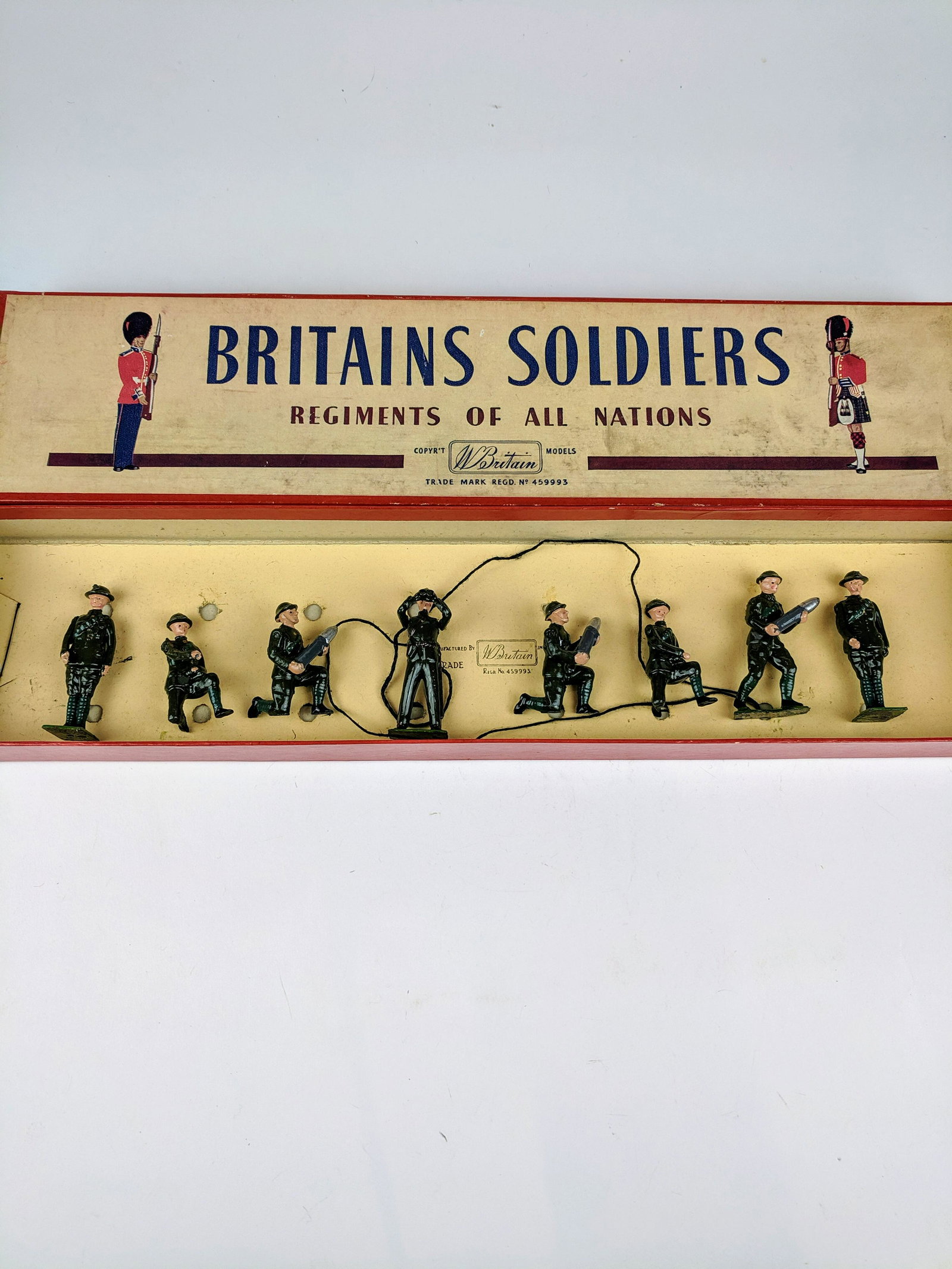 Britains #1730 Royal Artillery: 8 Pieces Post War Condition Excellent Box Very Good