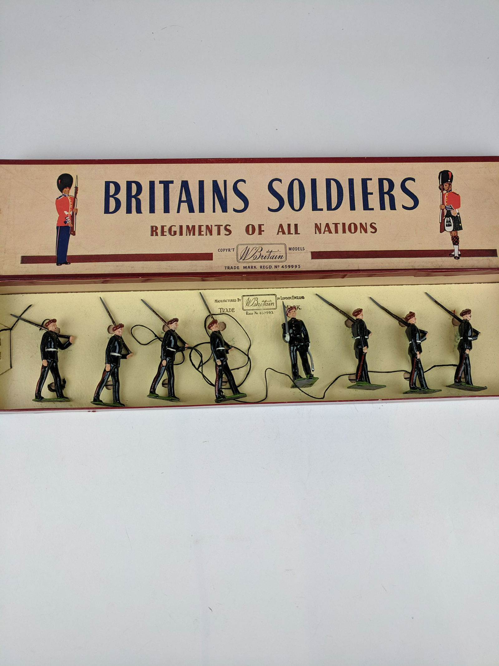 Britains #2092 Parachute Regiment (1 of 1)