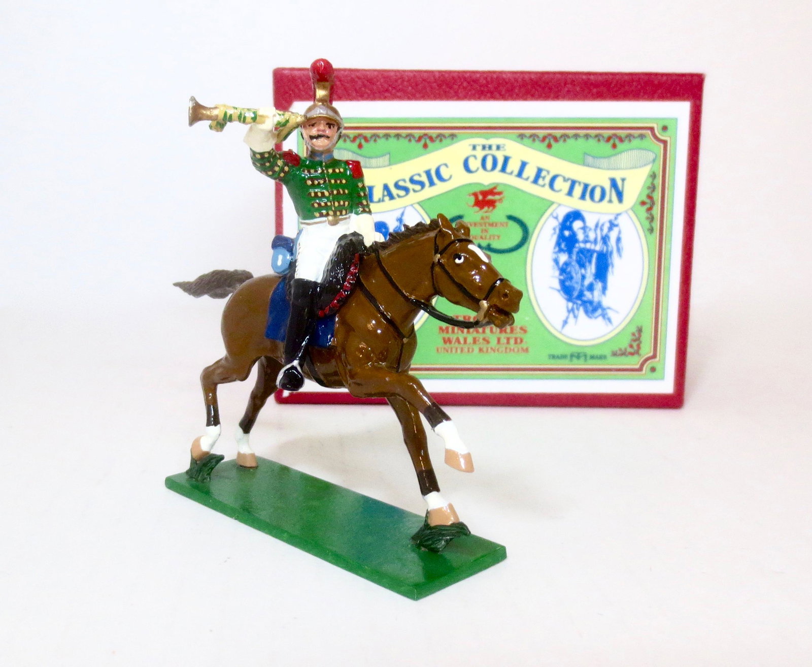 Trophy #WA11E Carabinier Trumpeter: From the Napoleonic Wars series. Near mint condition. Box in excellent condition.