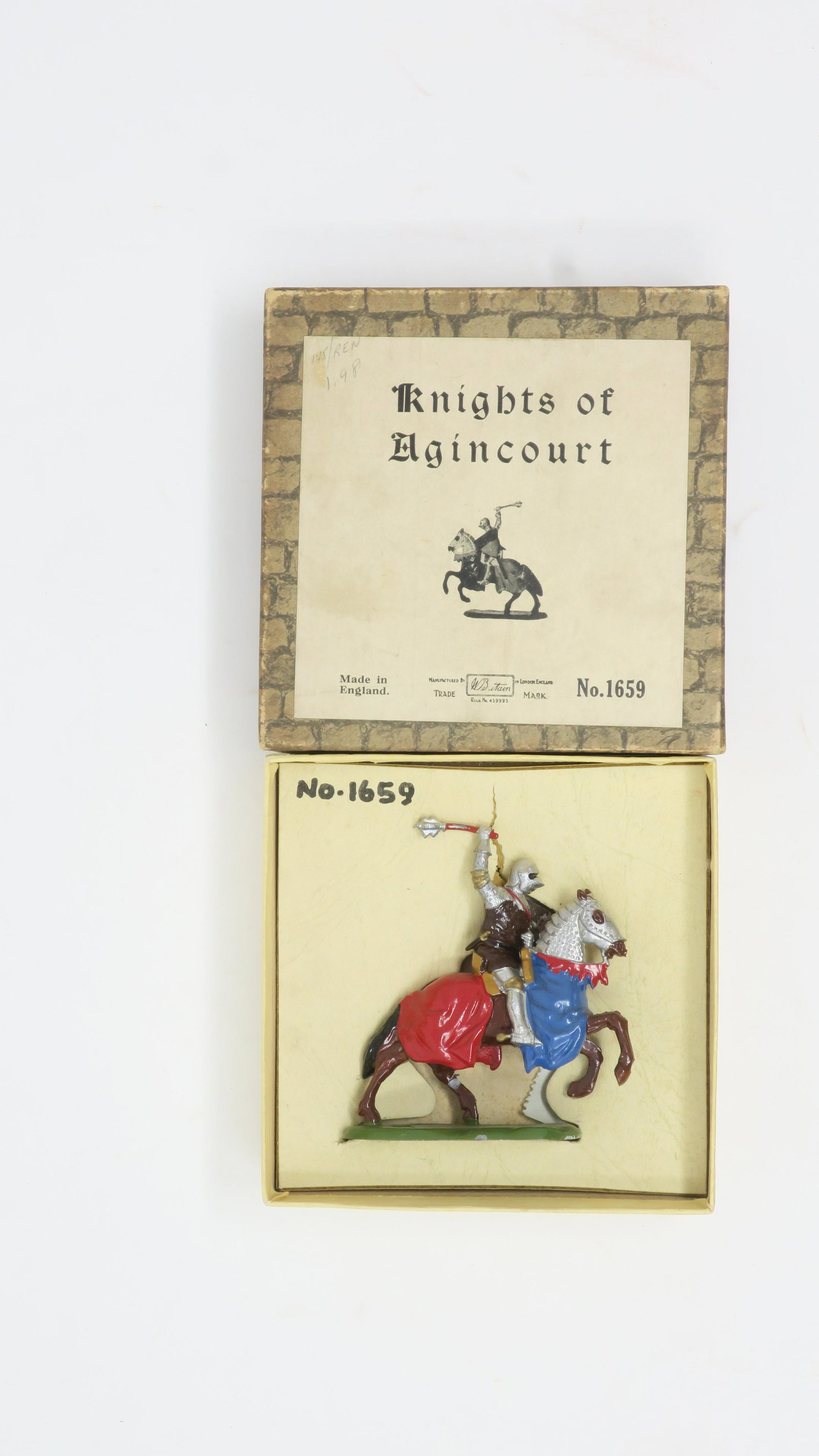 Britain's set #1659 Knight of Agincourt: in original stonewall box 1959 with mace; Very good, box good, 1 piece