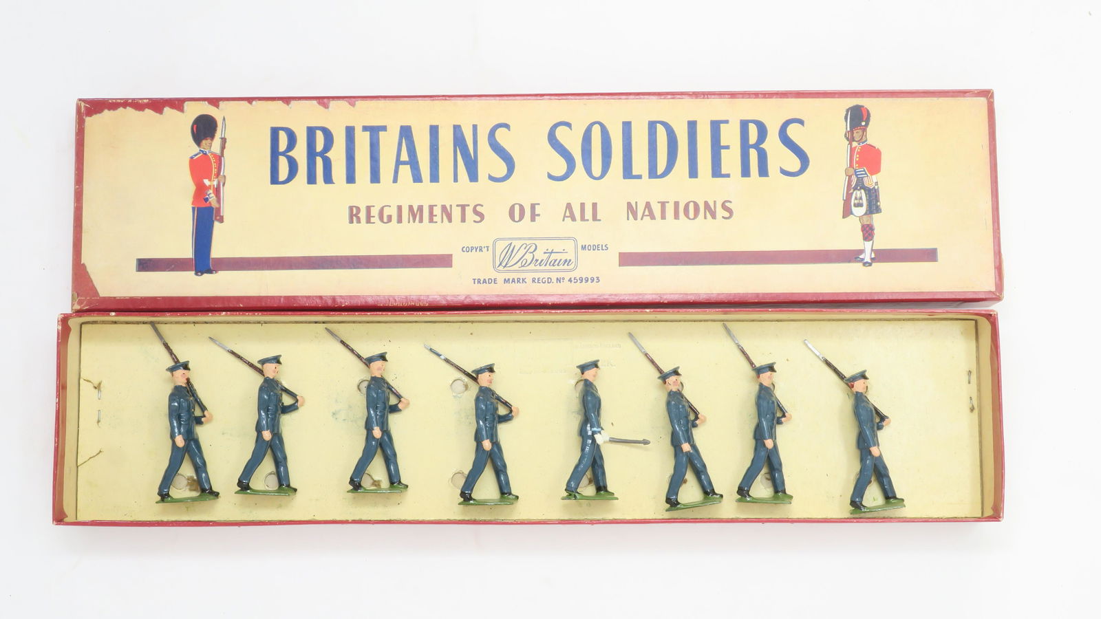 Britain's set #2073 RAF at the slope (1 of 1)