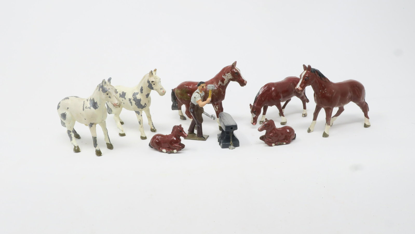 Hill blacksmith, anvil, etc: including assorted horses 1956 Fair-good, 9 pieces