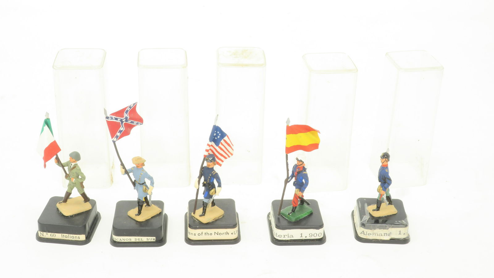 Alymer 40mm figures  in original packaging (1 of 1)