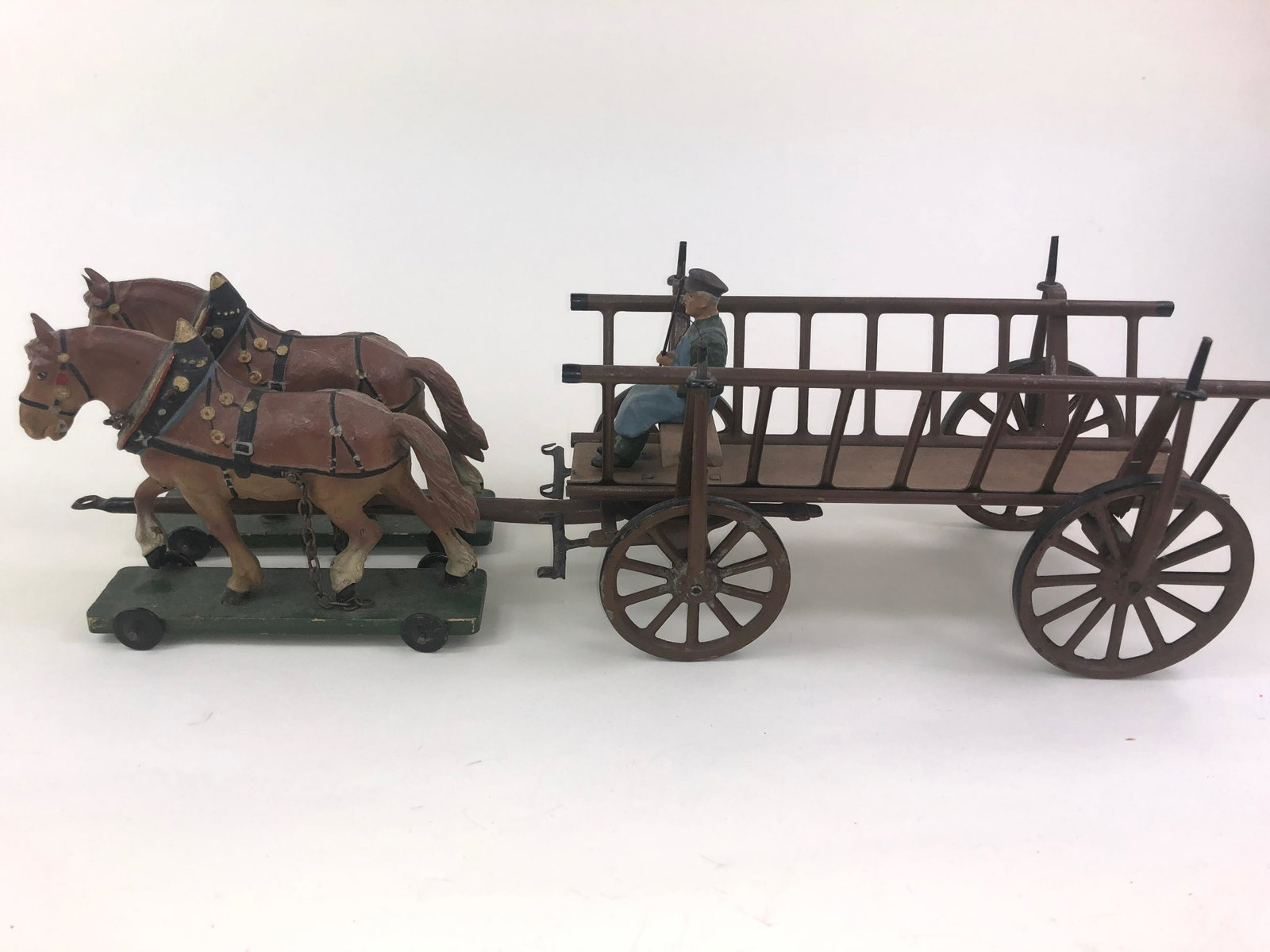 Elastolin Composition Hay Cart: Very nice and clean 70mm hay cart. It is 14 inches long and in superb condition.