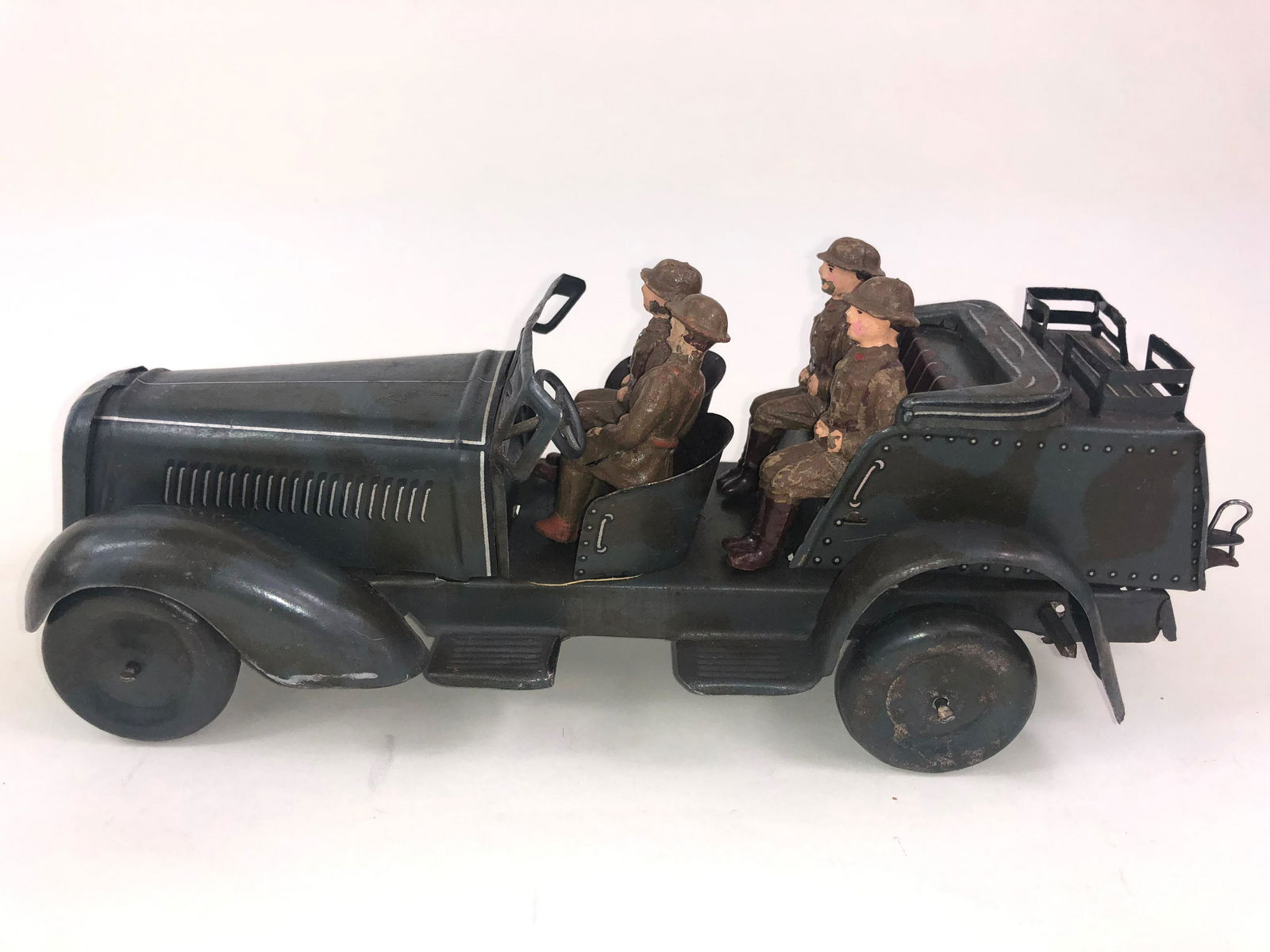 Tinplate Staff Car with Crew (1 of 1)
