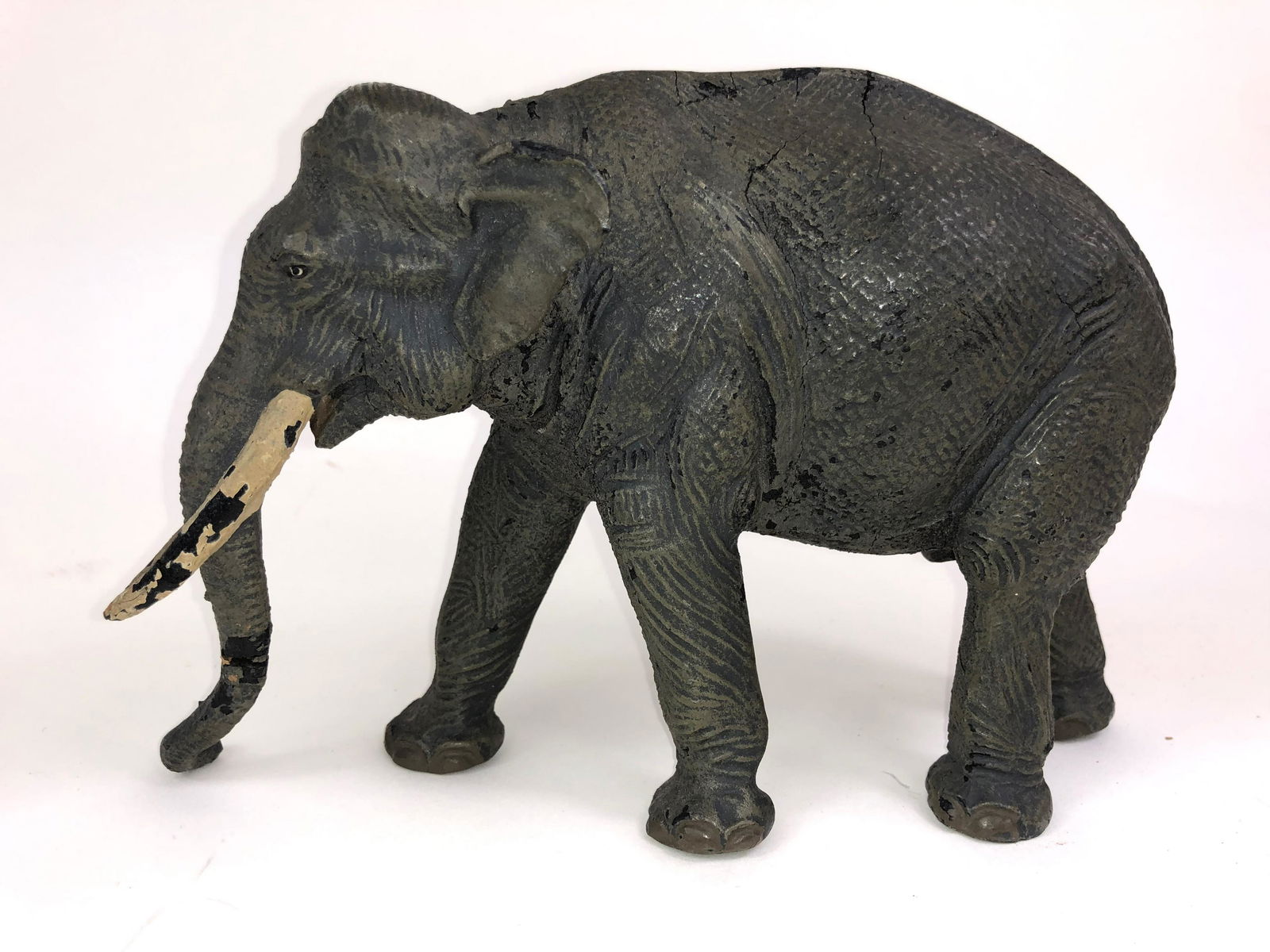 Lineol Large Bull Elephant (1 of 1)