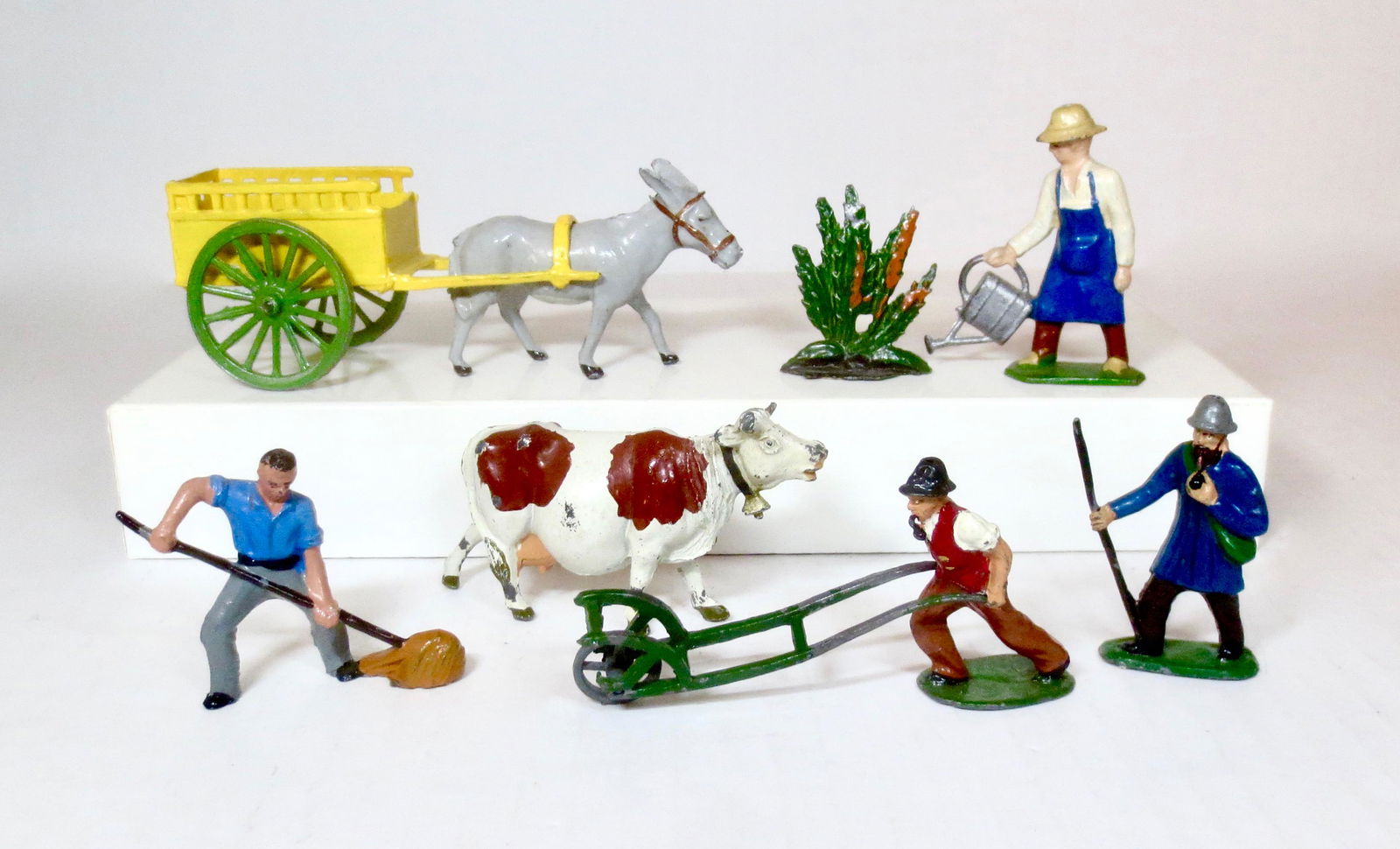 British & French Farm & Garden Assortment (1 of 1)