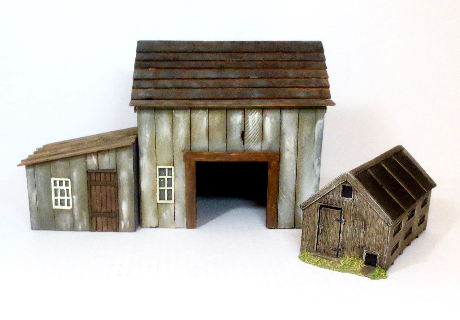 JG Miniatures Farm Buildings (1 of 1)