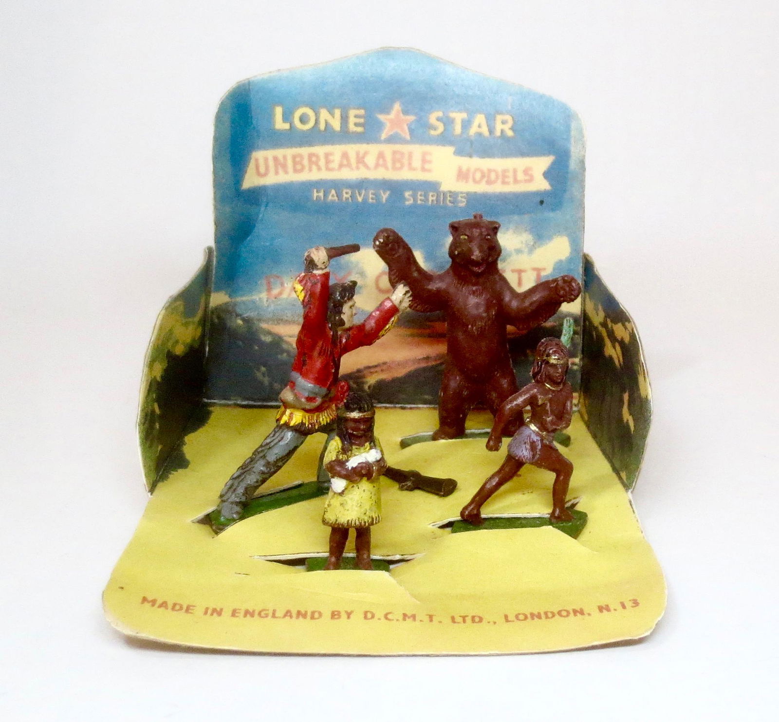 Lone Star Harvey Series Rare Davy Crockett Set: RARE Lone Star Plastic Davy Crockett Fighting Off a Bear Diorama, with original pictorial carded holder. 4 pieces. Excellent condition (broken gun tip - included for repair). Card excellent.