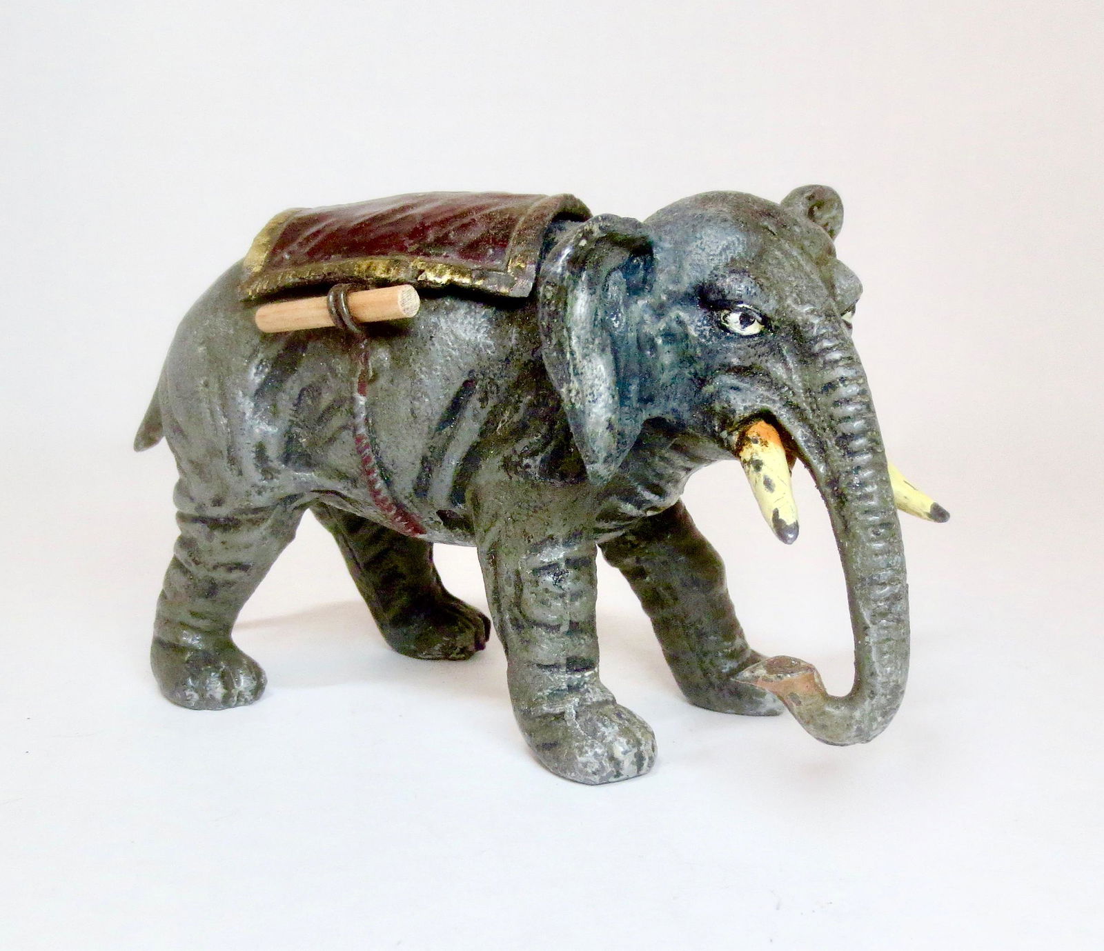 Heyde Large Scale Elephant Still Bank (1 of 1)