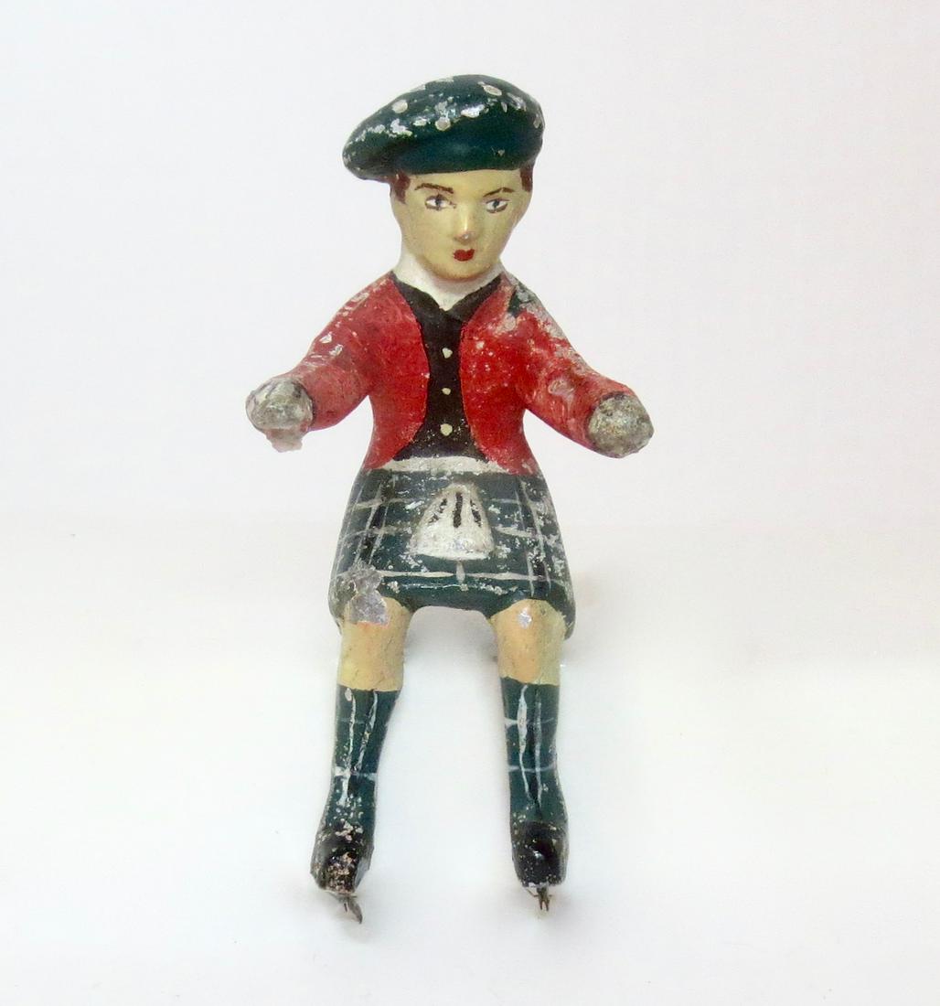 Large Scale Seated Scottish Highlander (1 of 1)