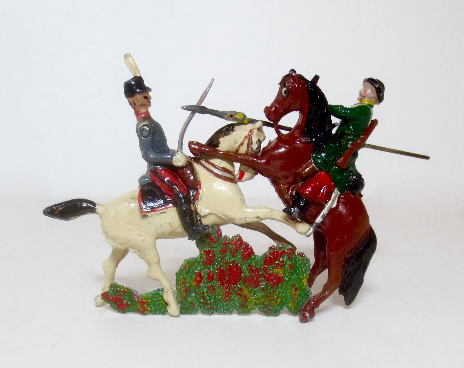 Britains "What-If" Conversion Duplex: Russian Lancer battling Cavalry Officer. Wonderfully envisioned demonstration of what a Britains "duplex" may have looked like had they produced them. 1 piece. Excellent condition. Unboxed.