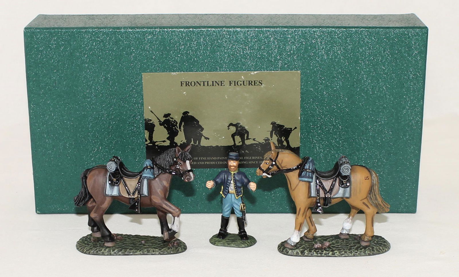 Frontline Union Cavalry Horses and Handler (1 of 1)